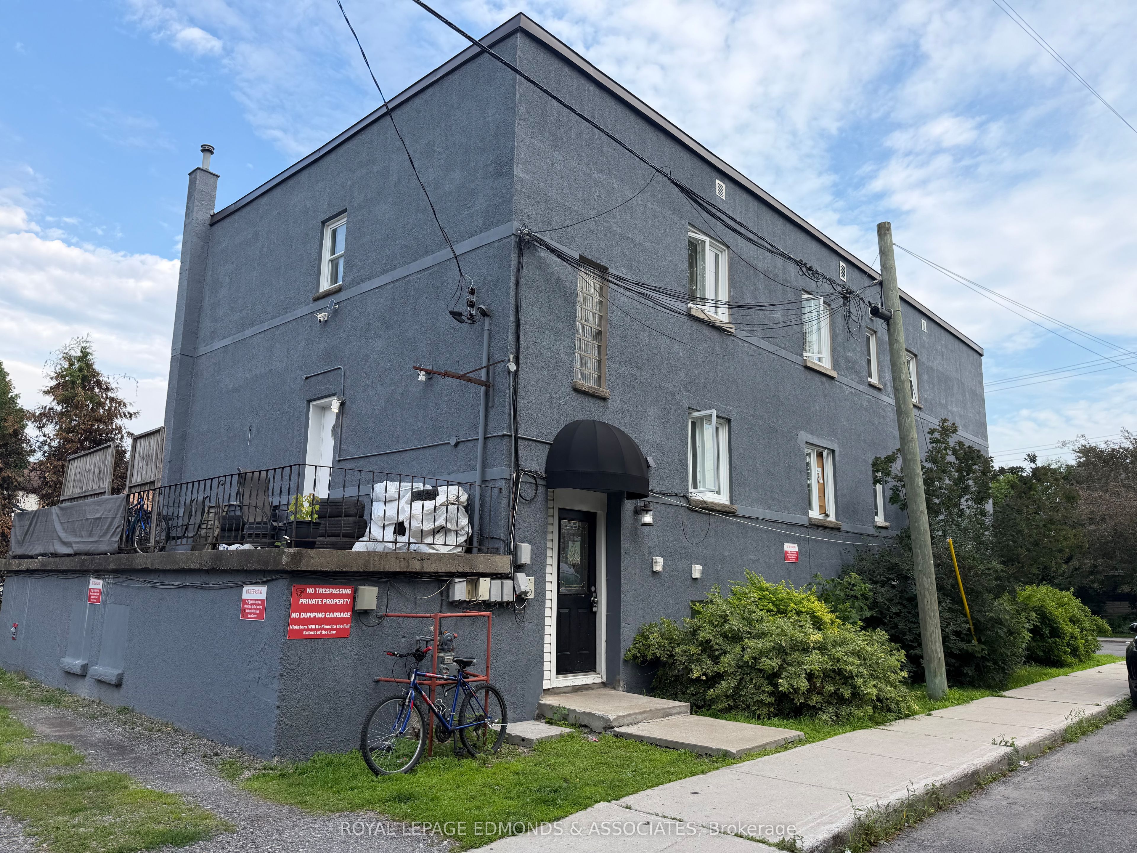 329 Richelieu Avenue
