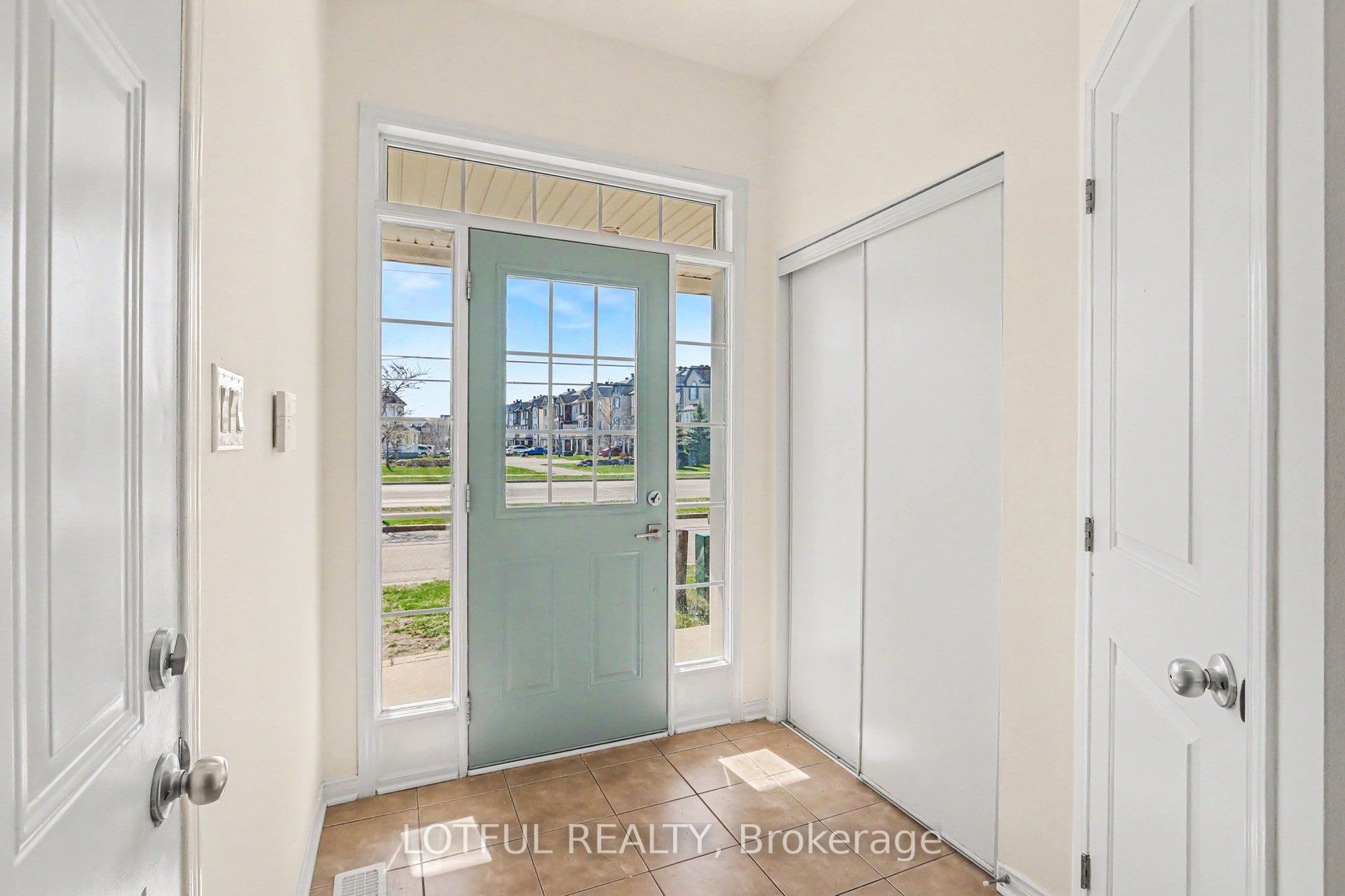 836 Kennacraig Private