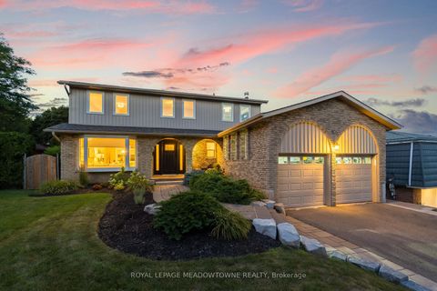 25 Hillside Drive Halton Hills ON L7G 4W2