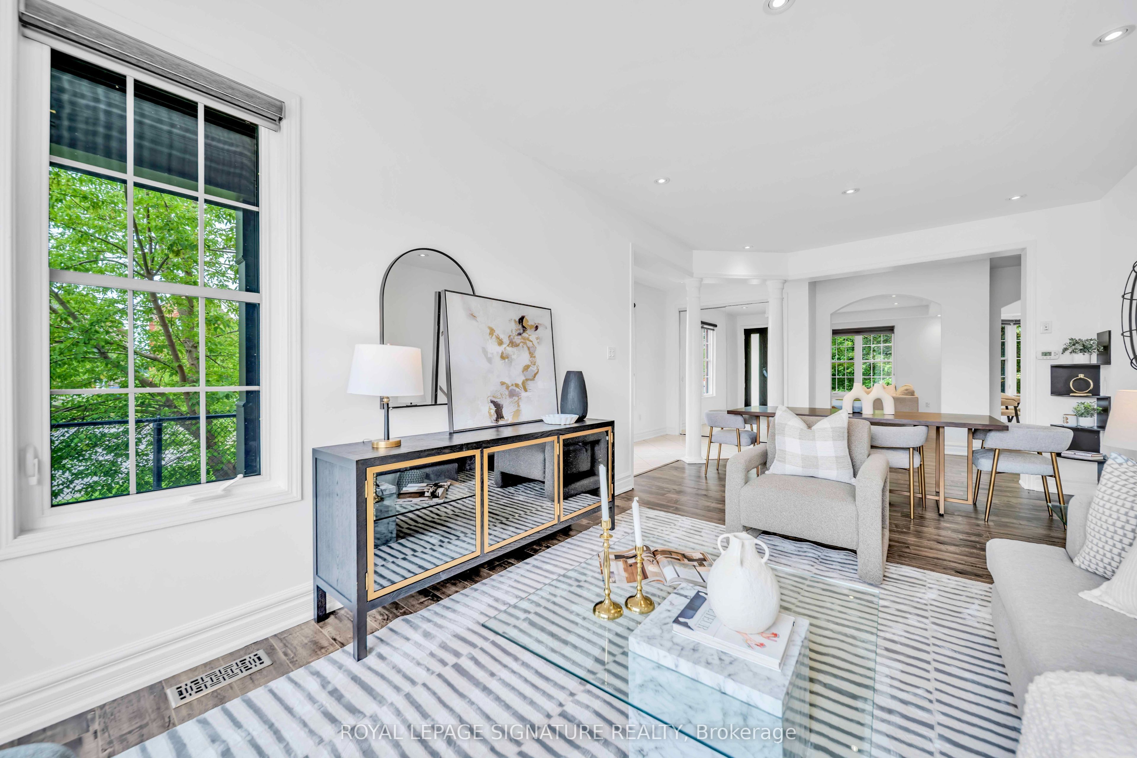 81 Bulmer Crescent