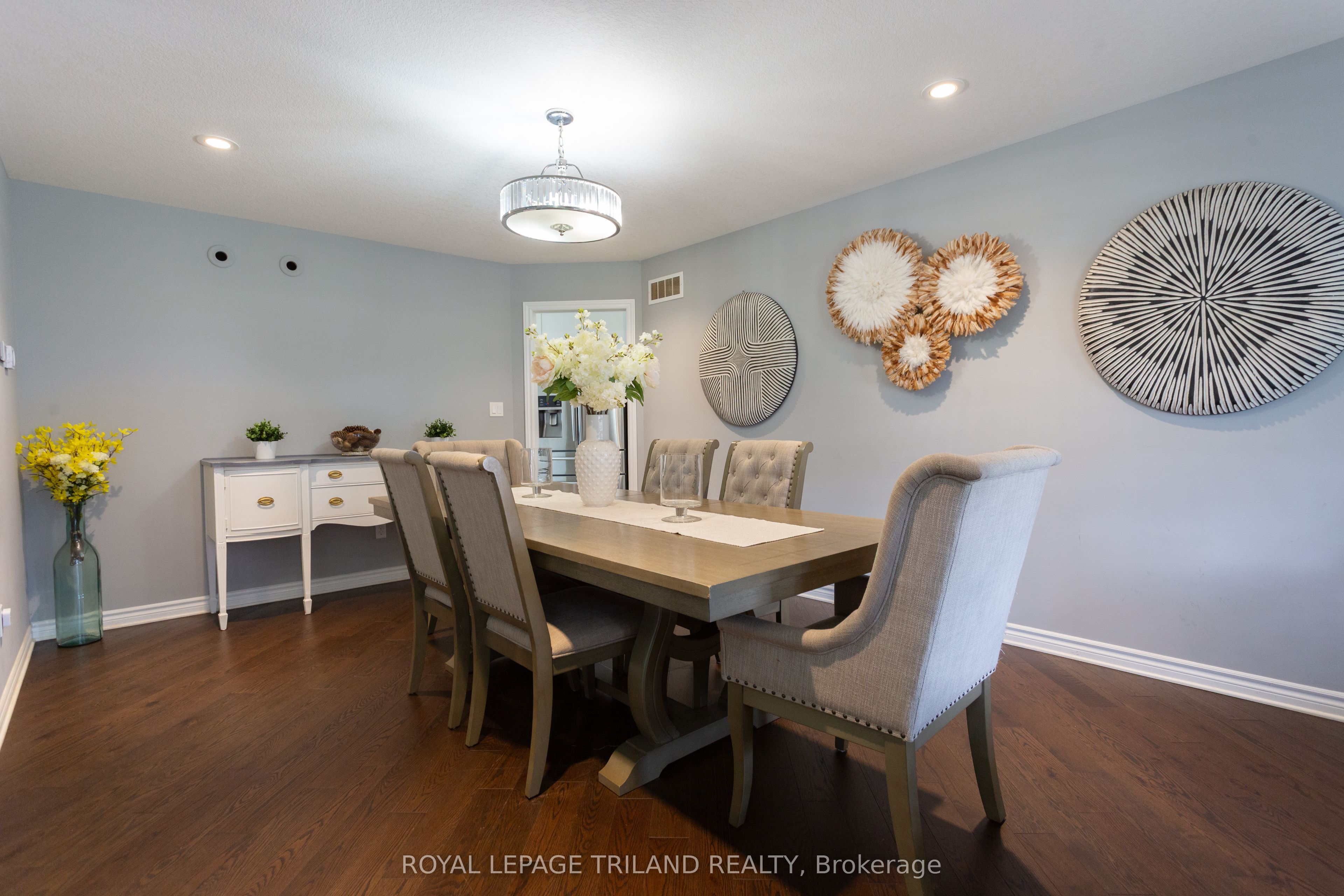 1 Acorn Trail