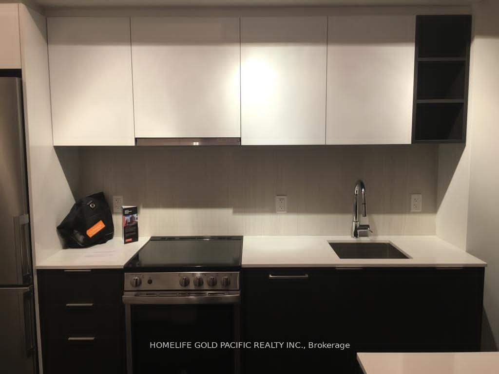 31 Tippett Road 1203