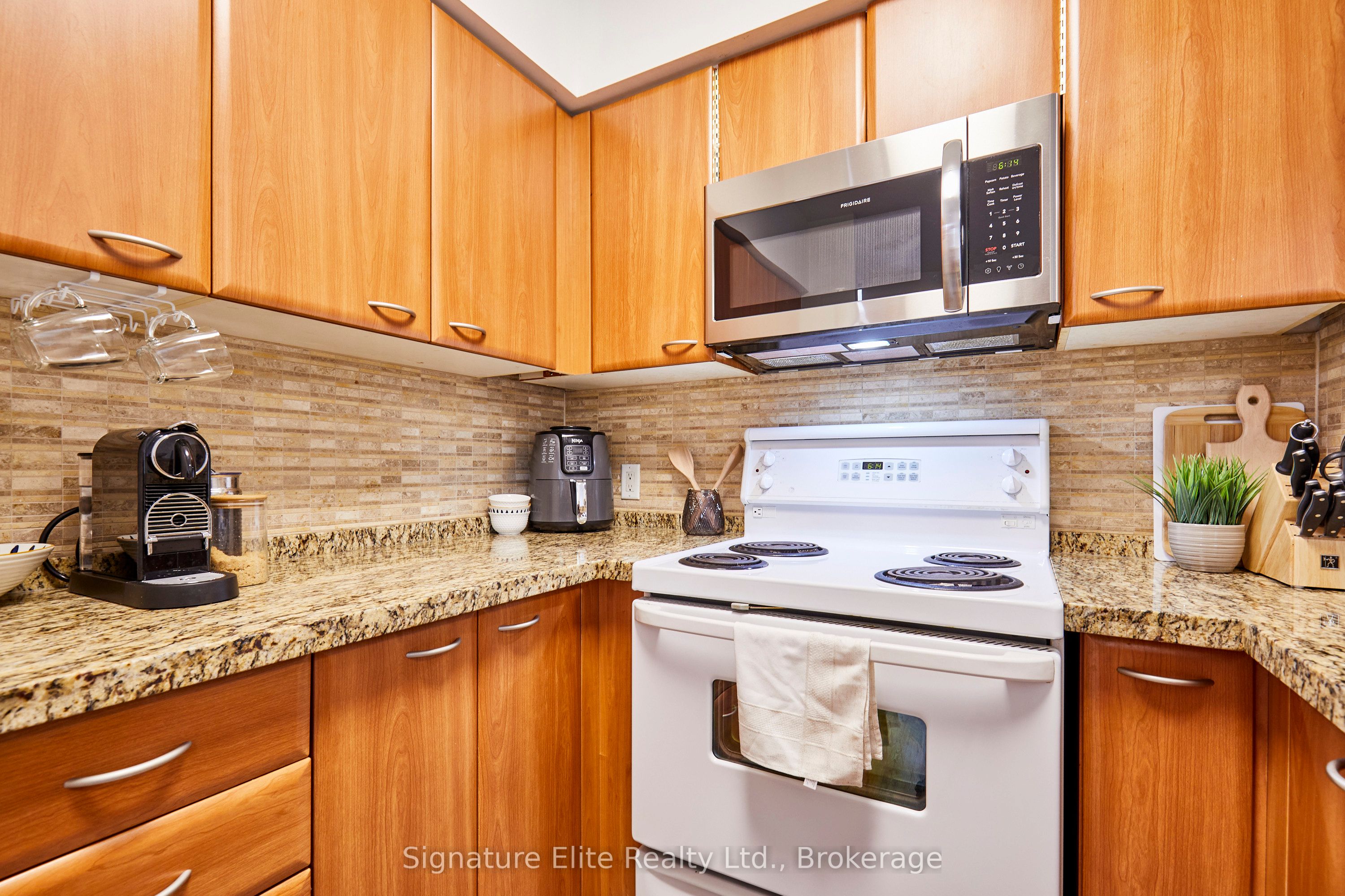 38 Lee Centre Drive TH128