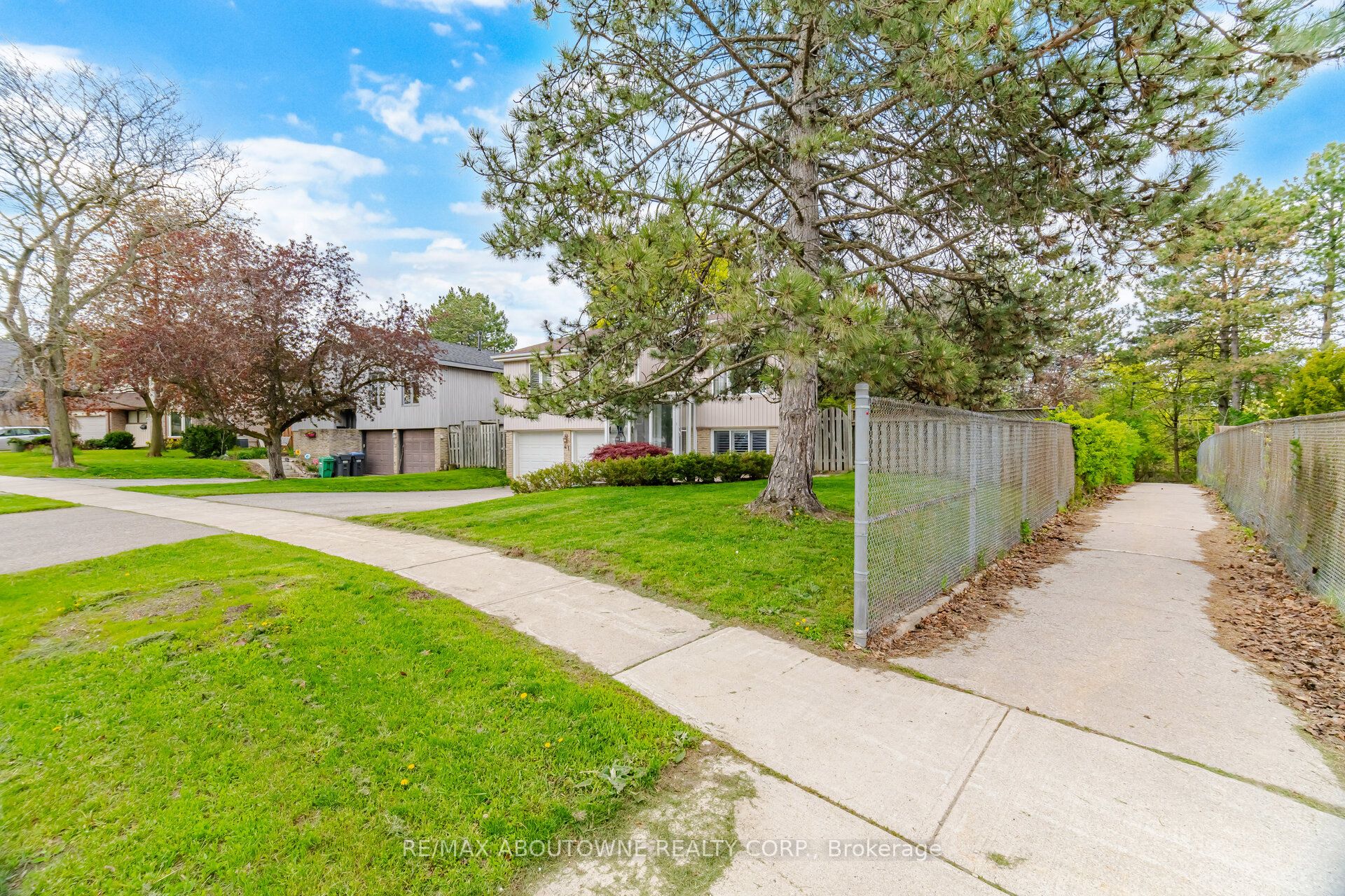 41 Plainsman Road