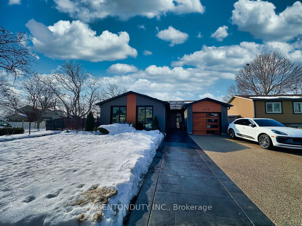 475 Karen Park Crescent