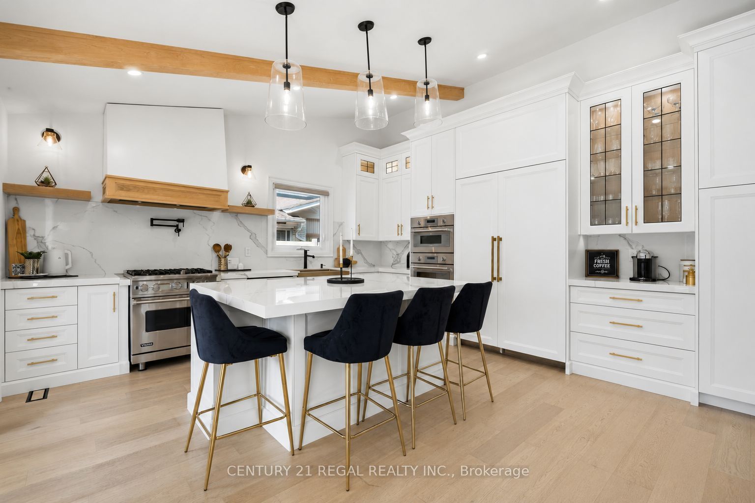 3308 Grassfire Crescent