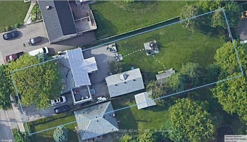 1721 Brock Street S Whitby ON L1N 4M7