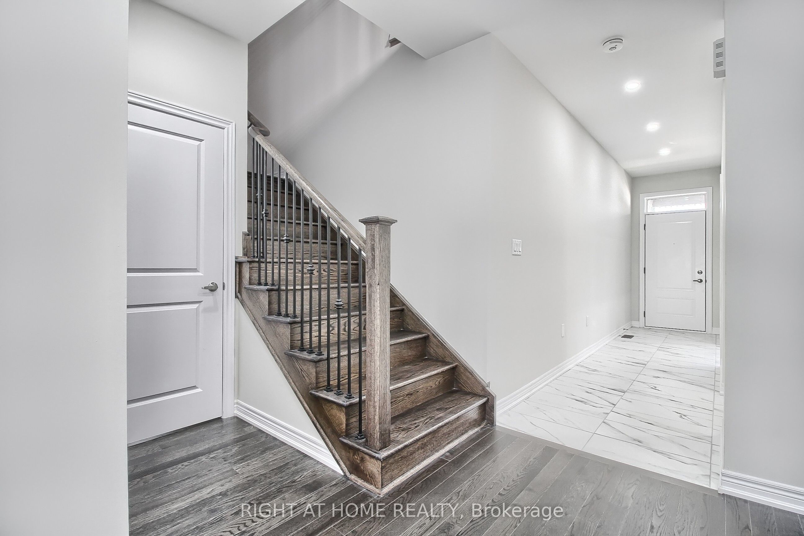 31 Dorothy Caine Crescent