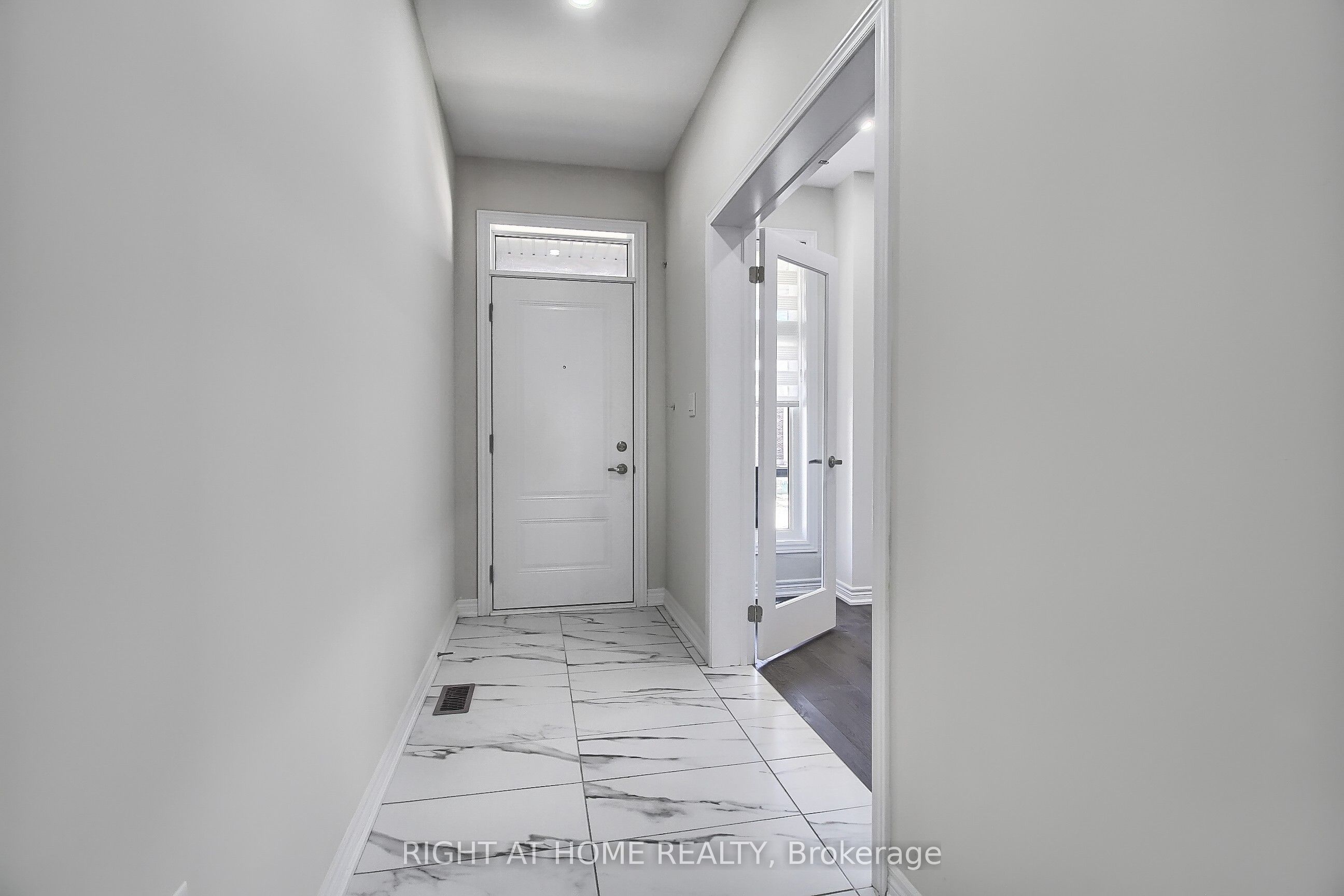 31 Dorothy Caine Crescent