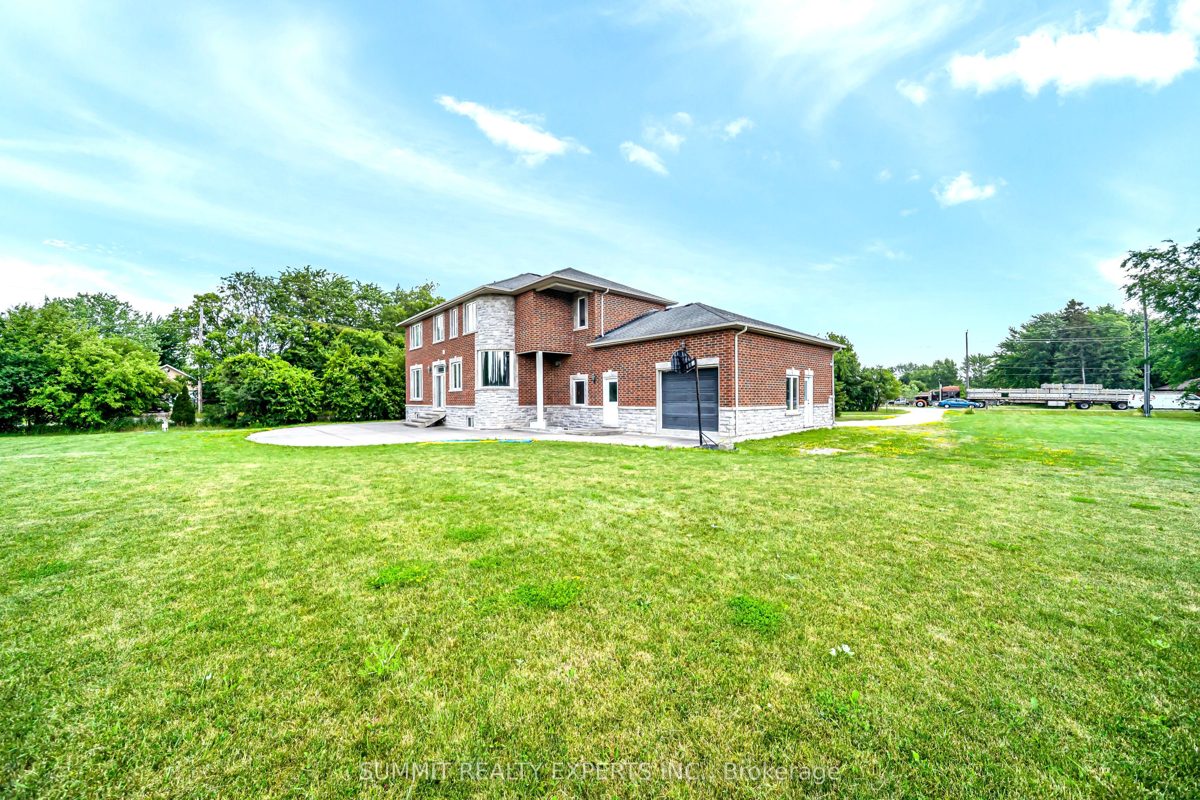 7728 Mayfield Road