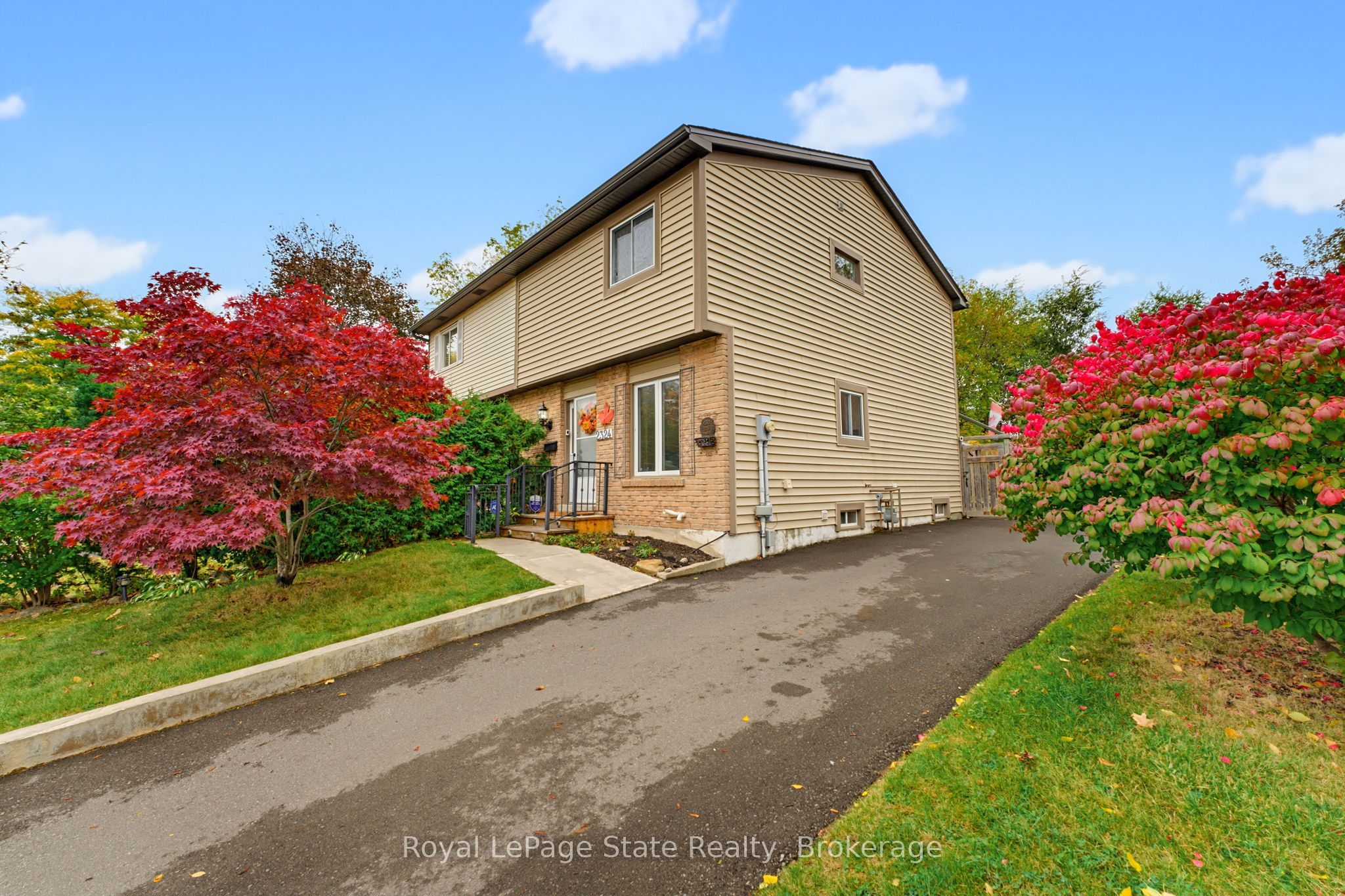 2324 Middlesmoor Crescent