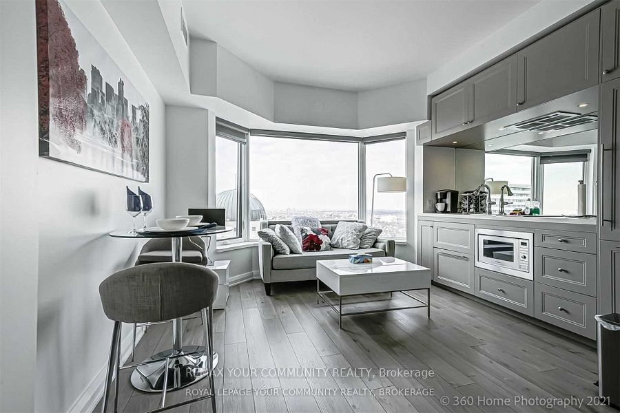 155 Yorkville Avenue 3115