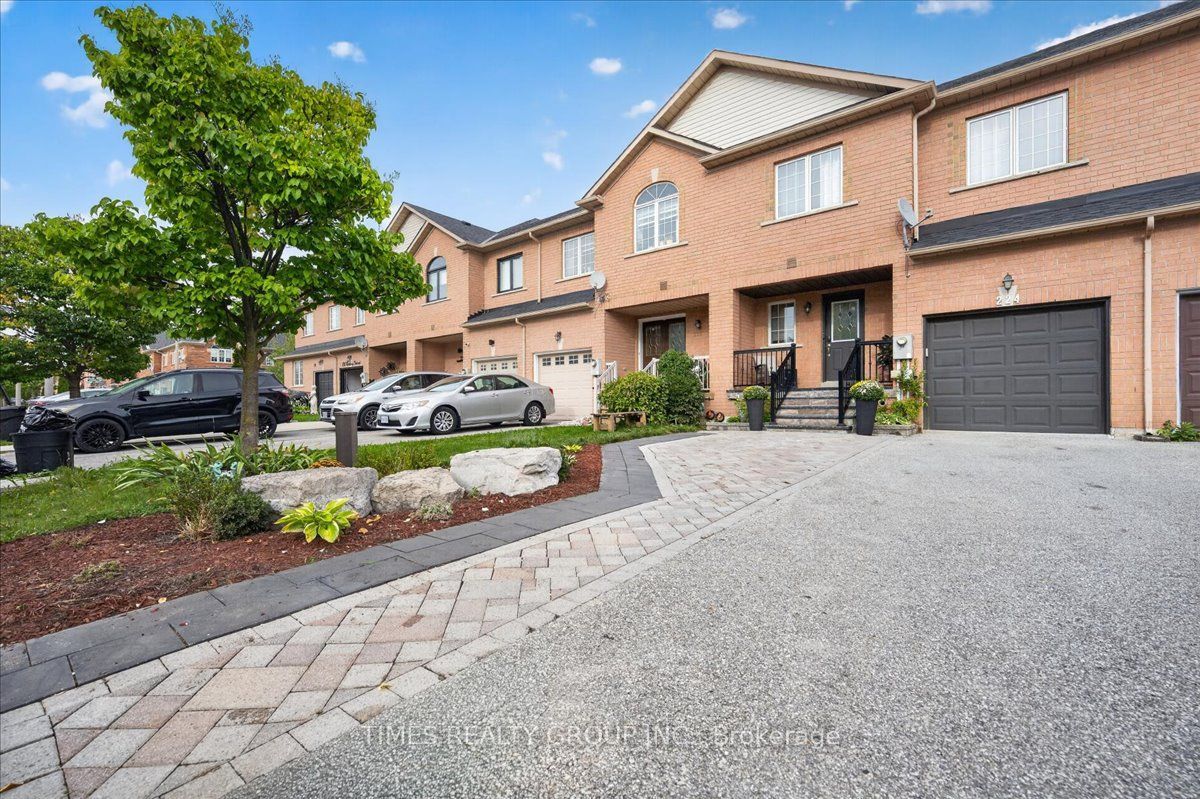 224 Westway Crescent