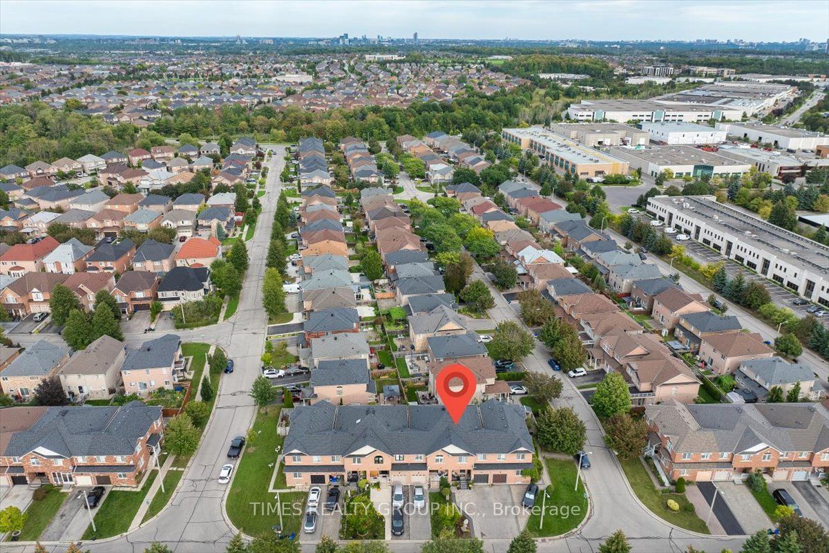 224 Westway Crescent