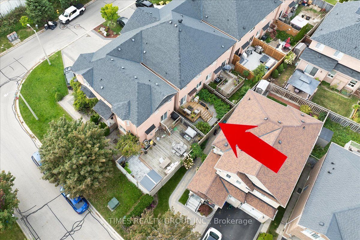 224 Westway Crescent