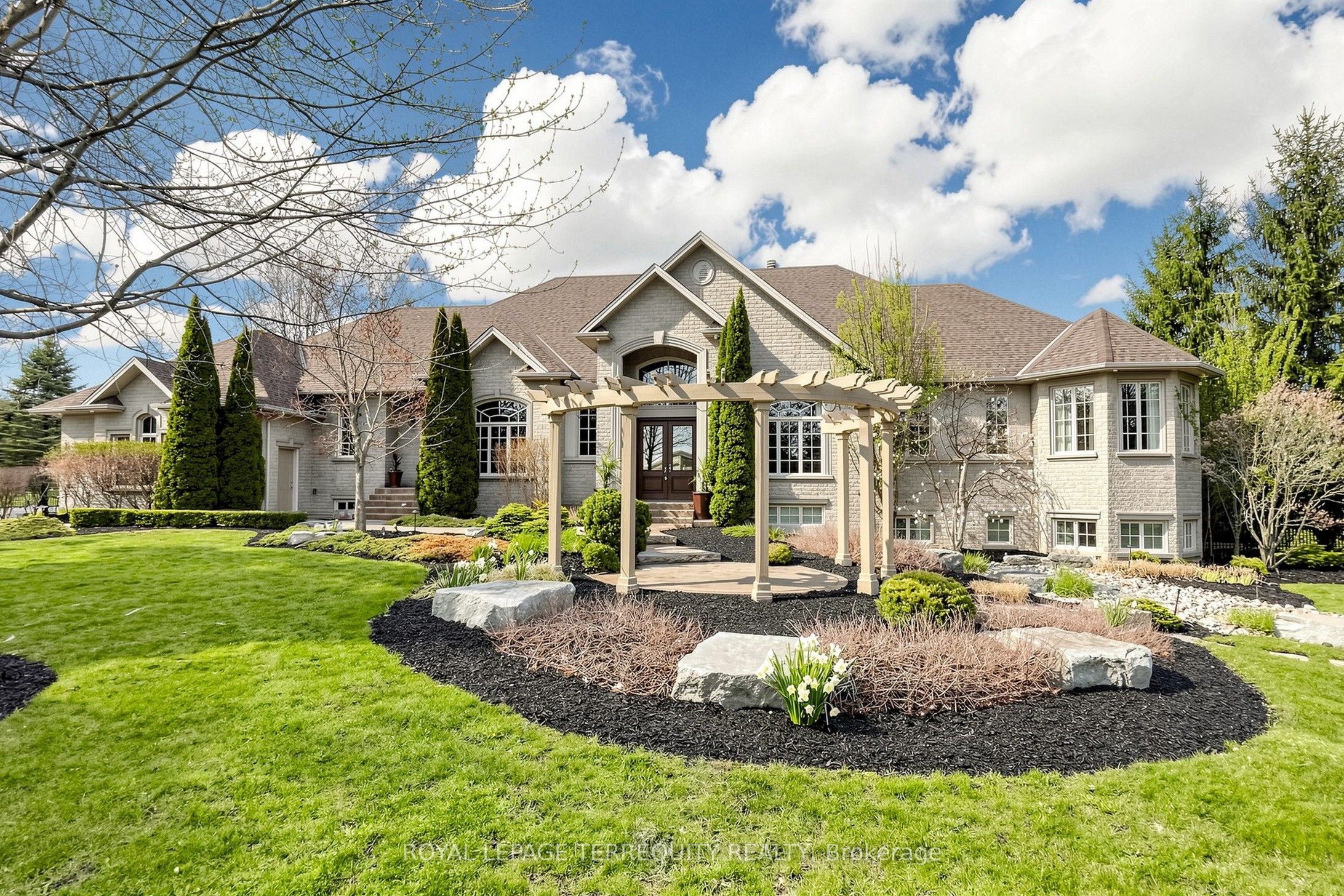 63 Grayfield Drive