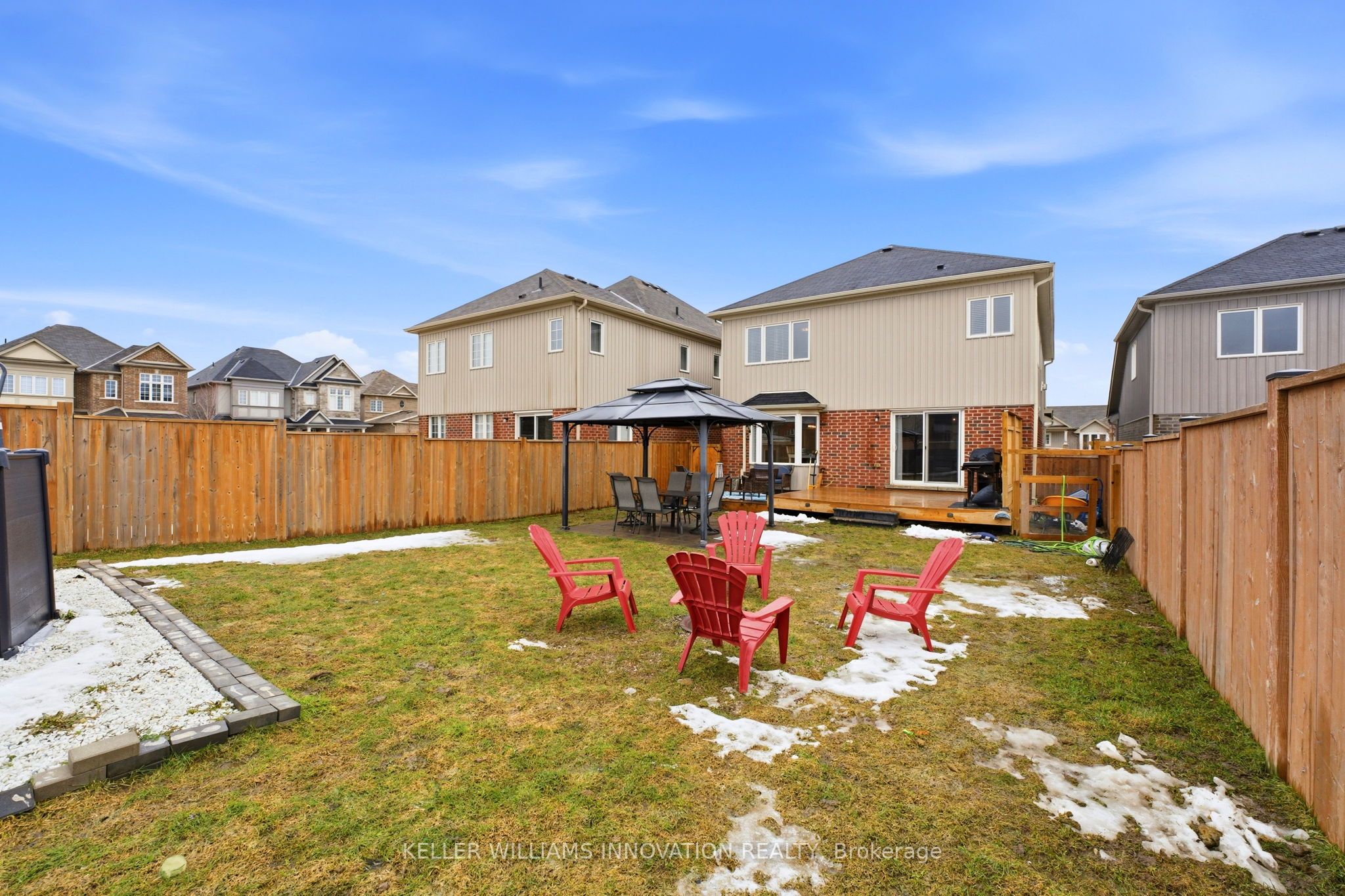 420 Armstrong Street W