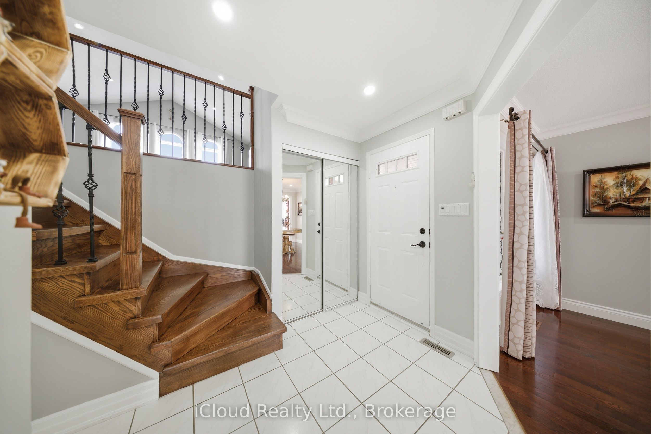 7389 Sandhurst Drive