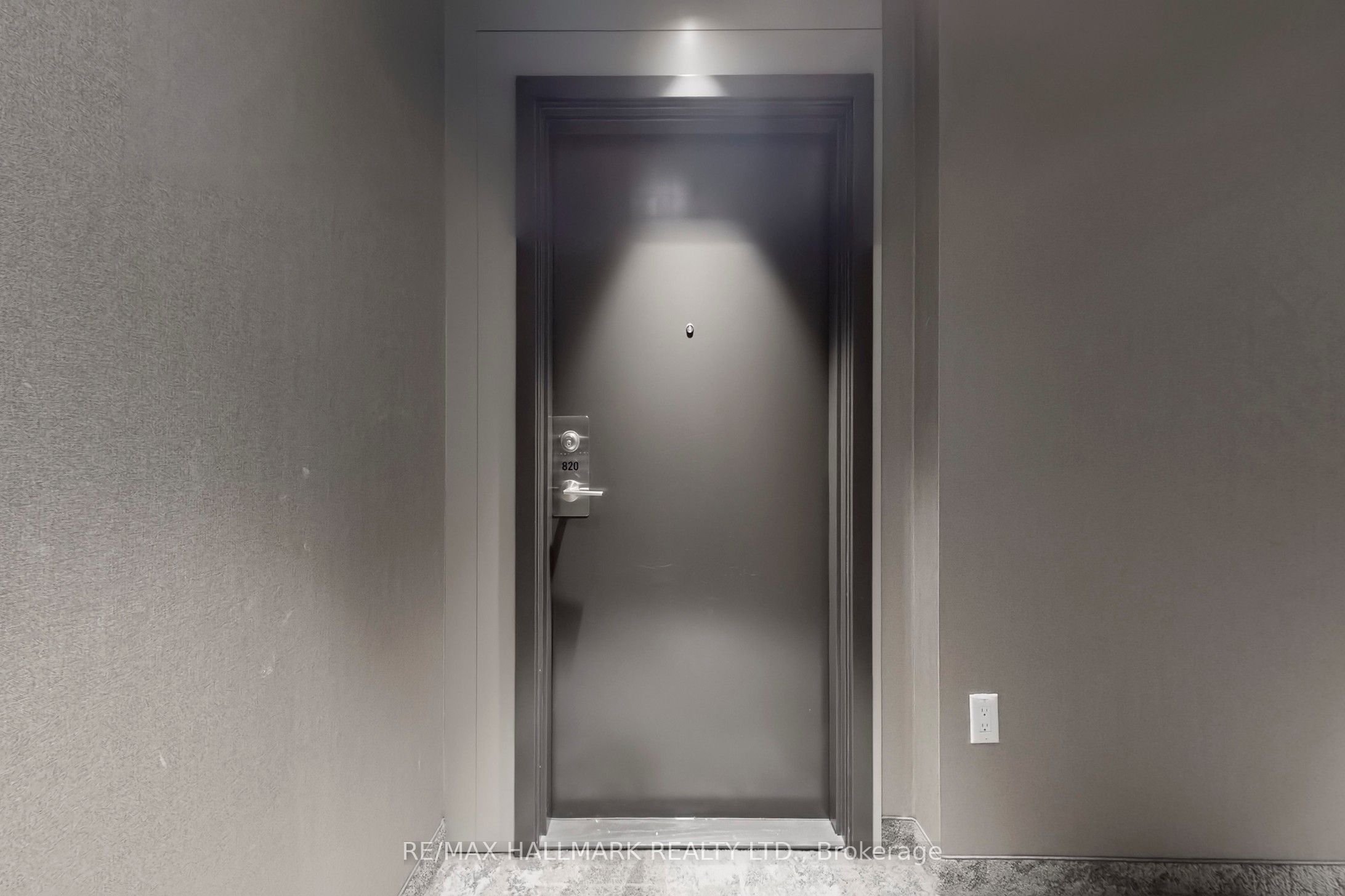 60 Honeycrisp Crescent 820