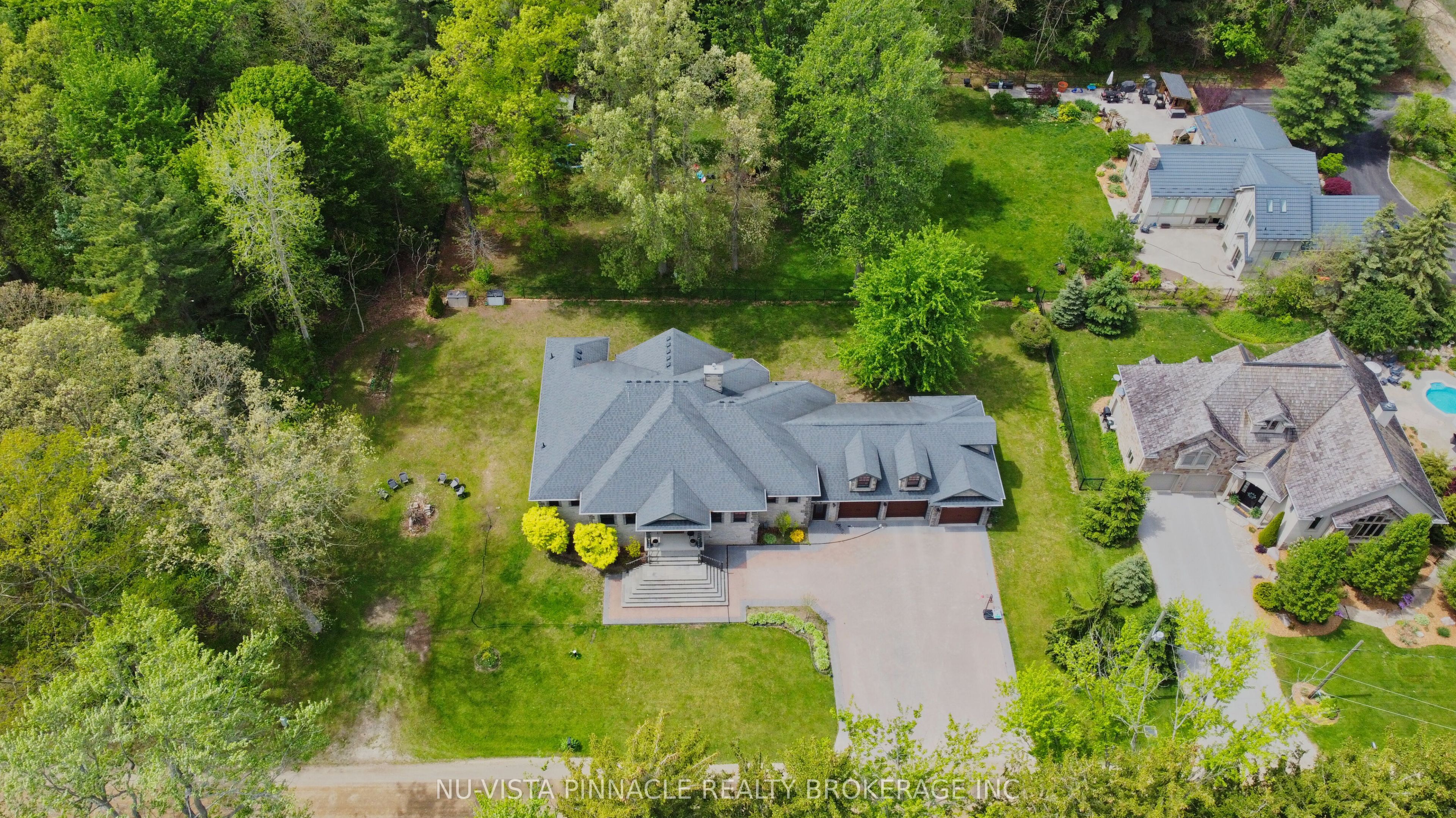 9082 Ferne Drive