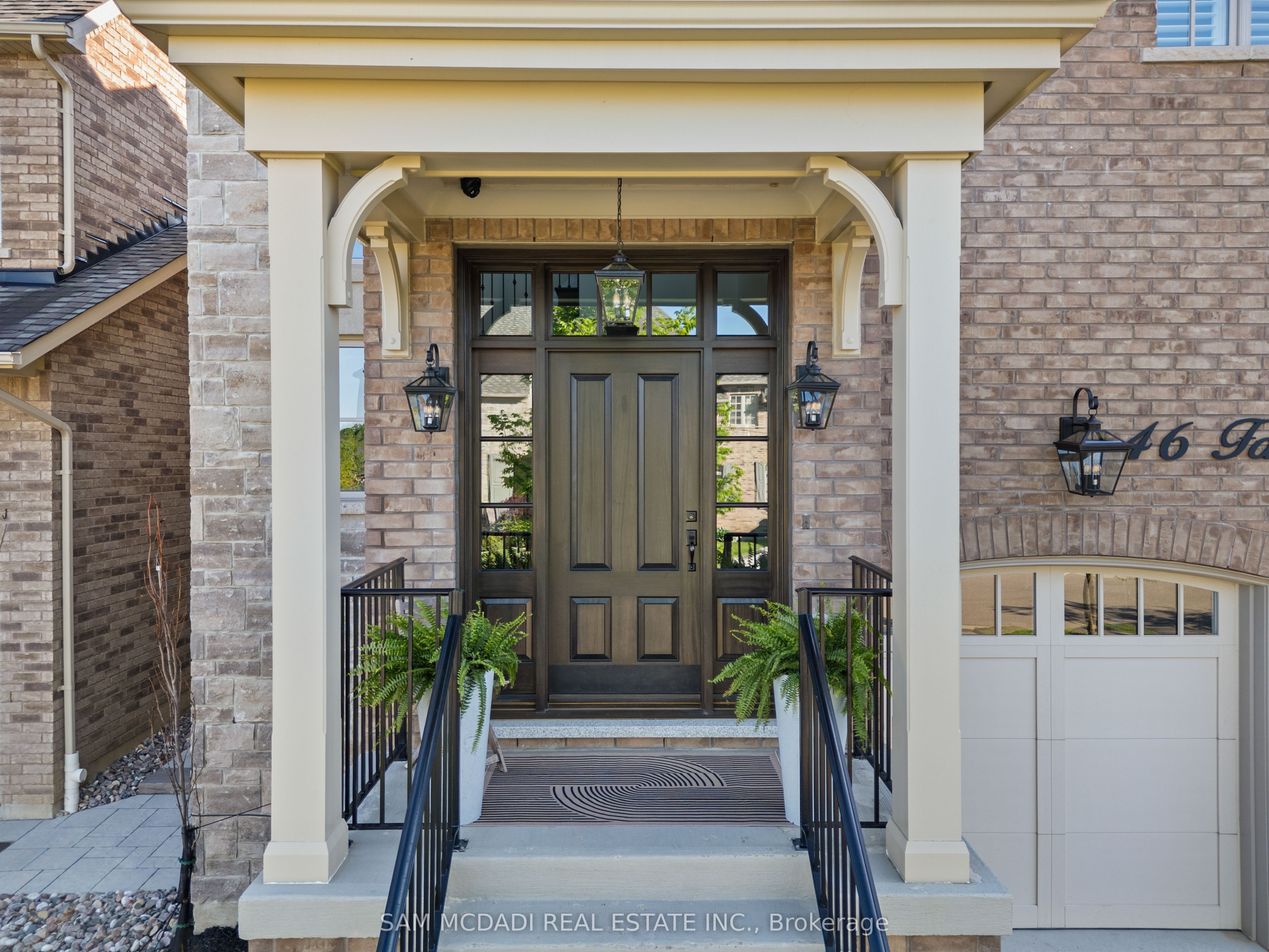 46 Foxtail Court