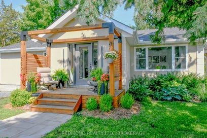250 Wellington Street Gananoque ON K7G 1B8