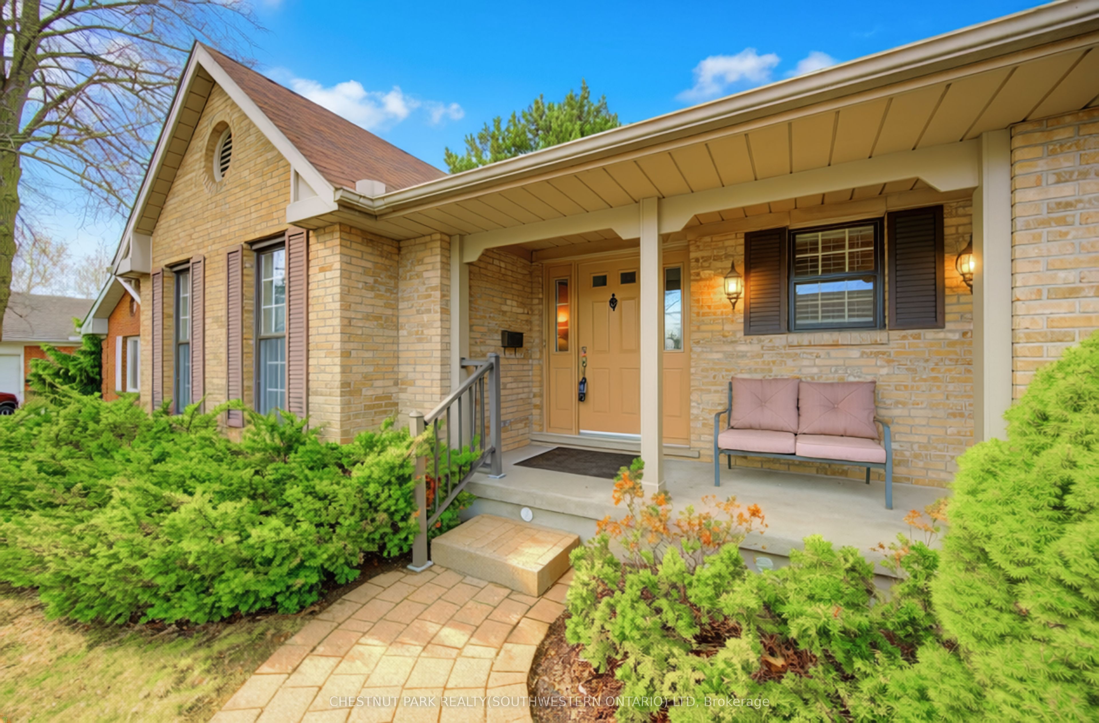 306 Roxton Drive 9