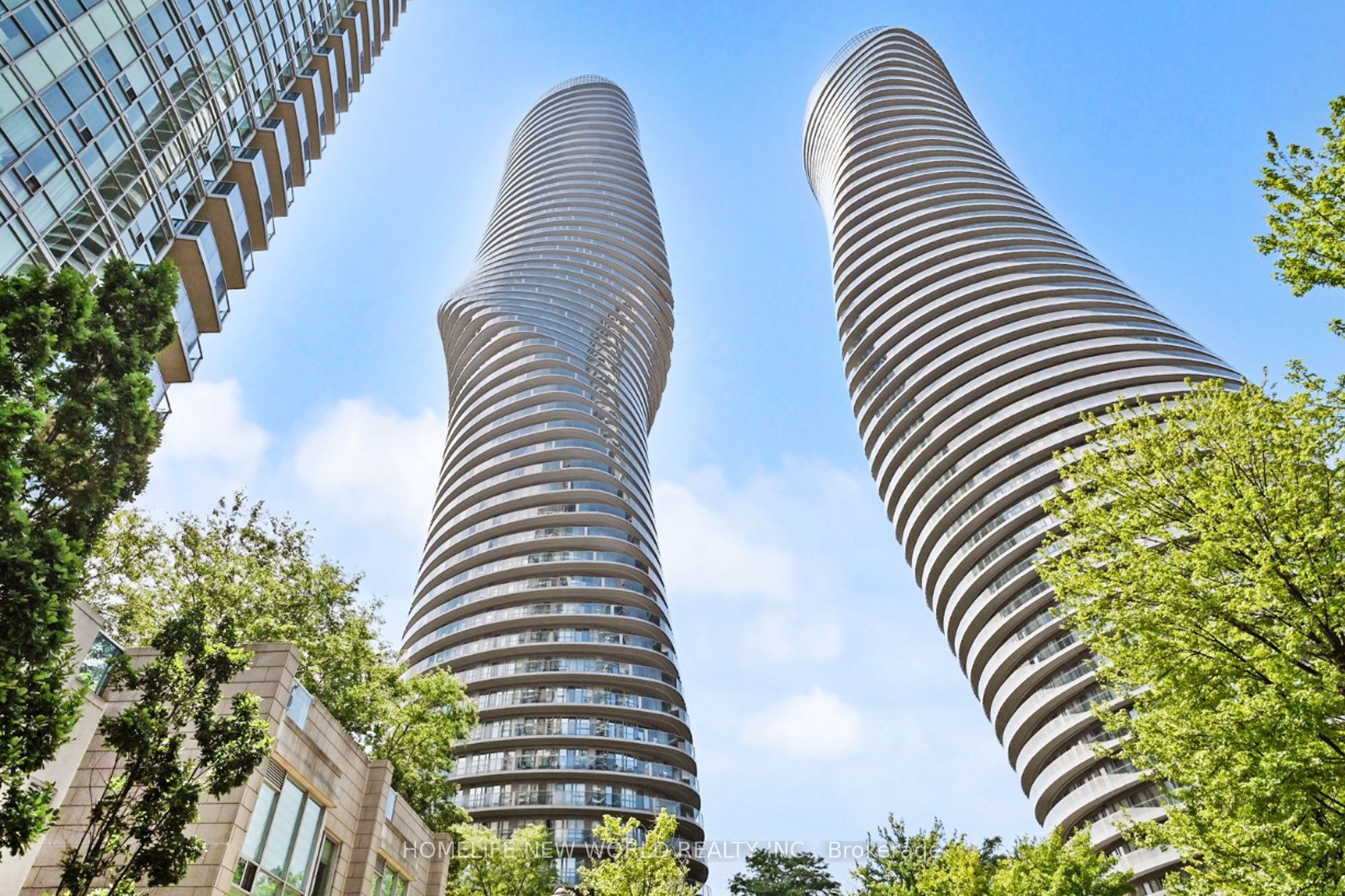 60 Absolute Avenue 4906