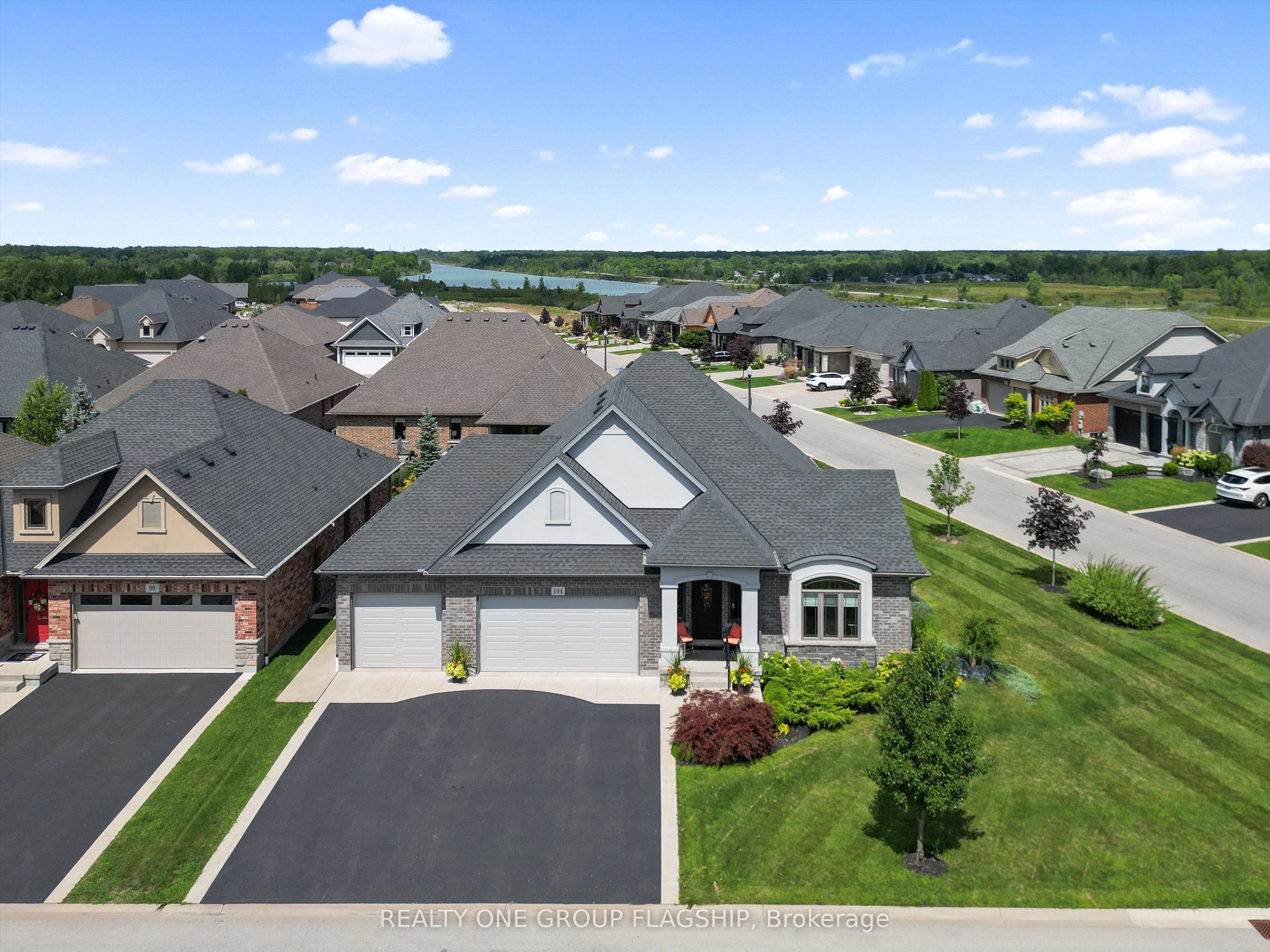 104 Berwick Trail
