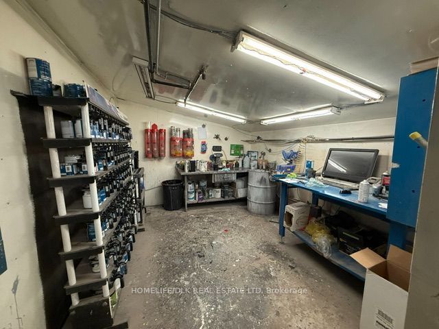 3921 Donnelly Drive