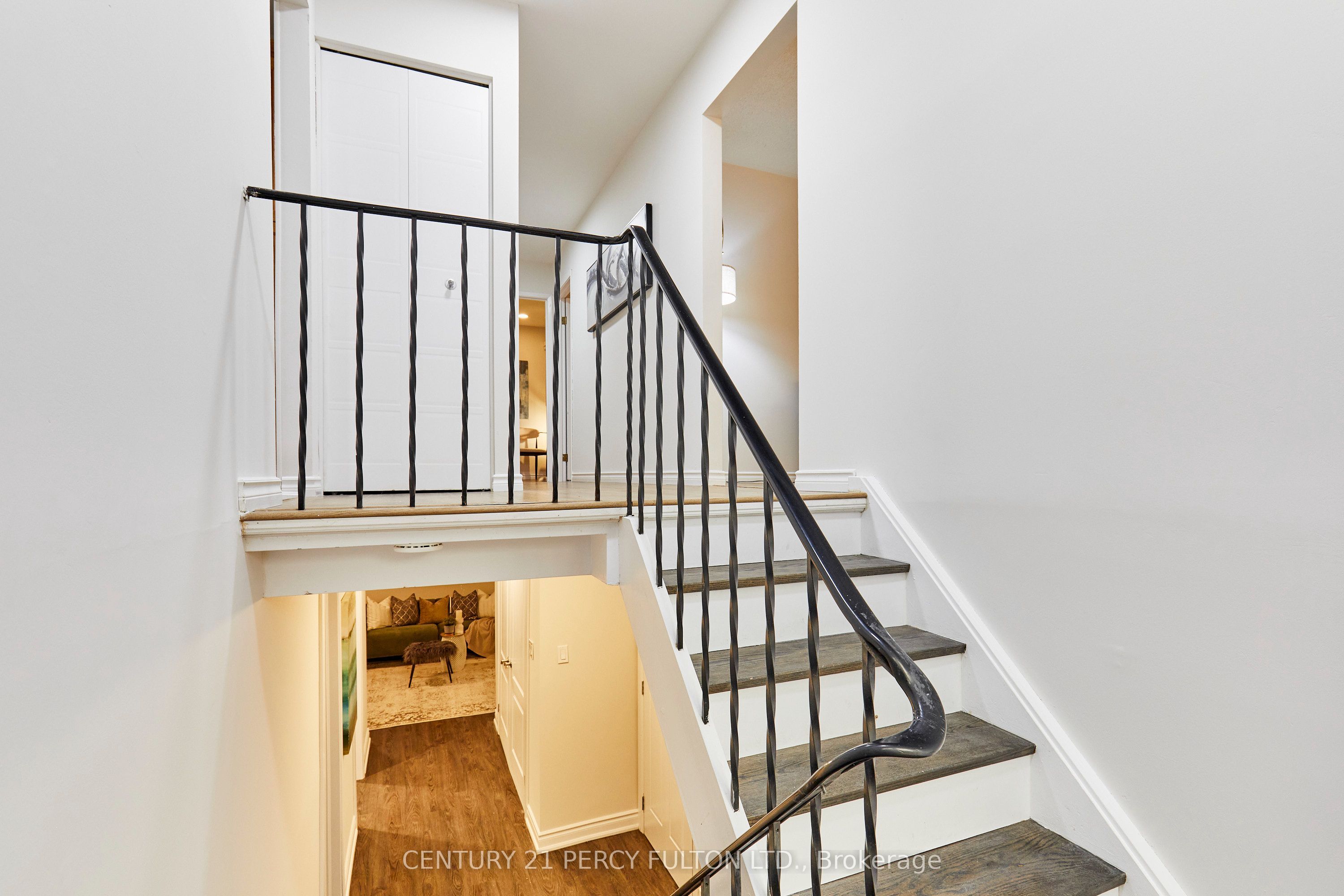 816 Carnaby Crescent