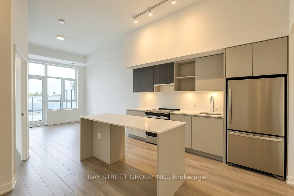 395 Dundas Street W 130