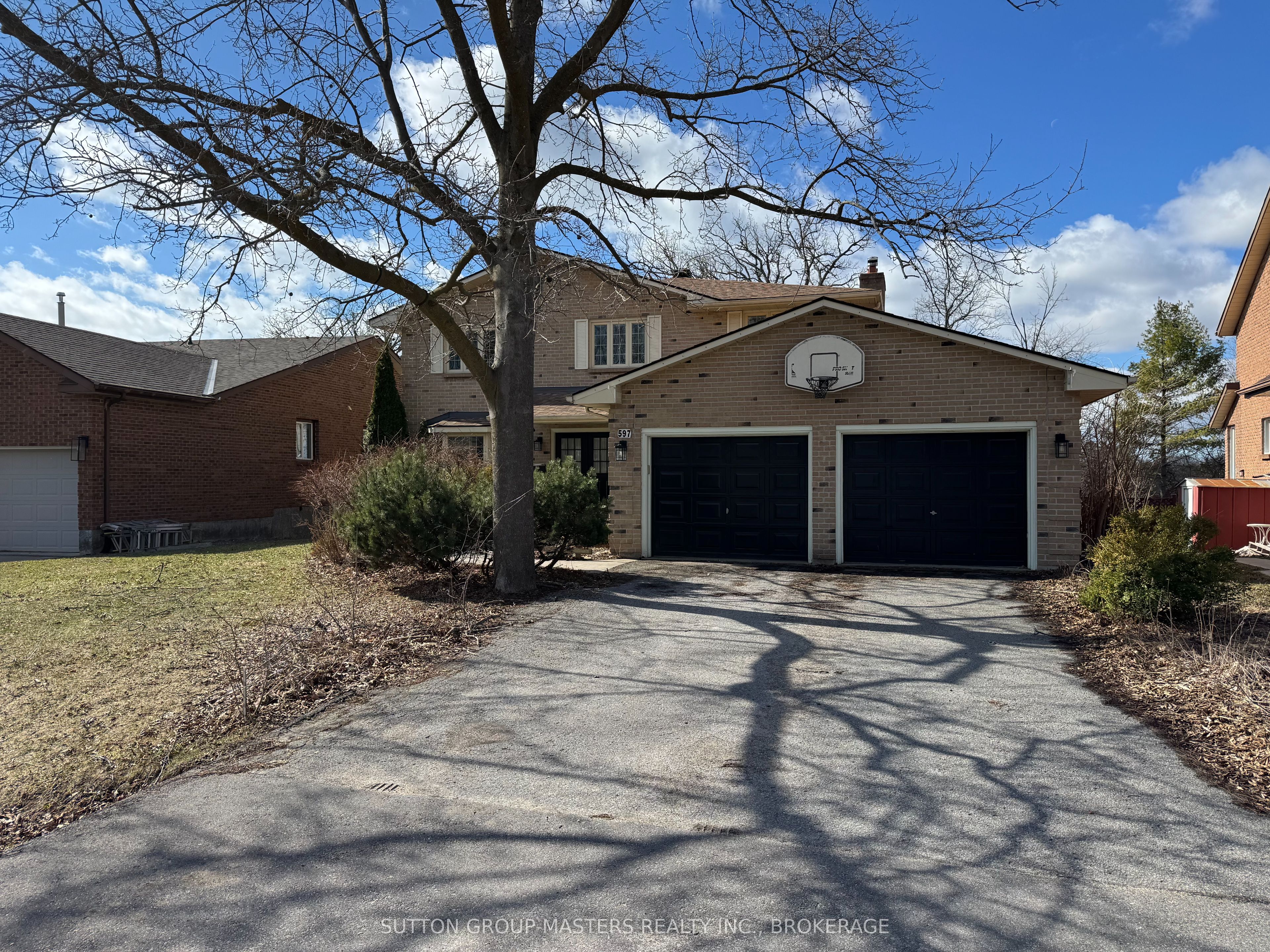 597 Forest Hill Drive W