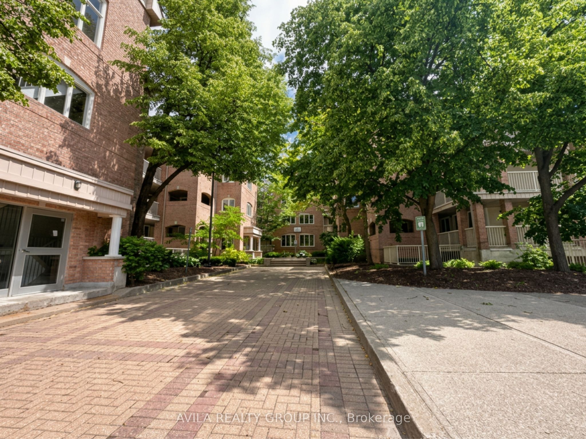 85 Bristol Road E 136