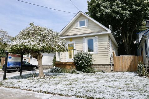 368 Buena Vista Avenue Oshawa ON L1J 2M5