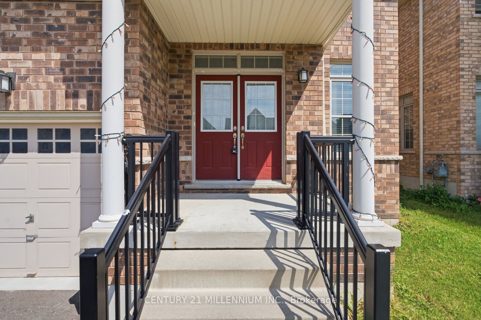 1153 Upper Thames Drive