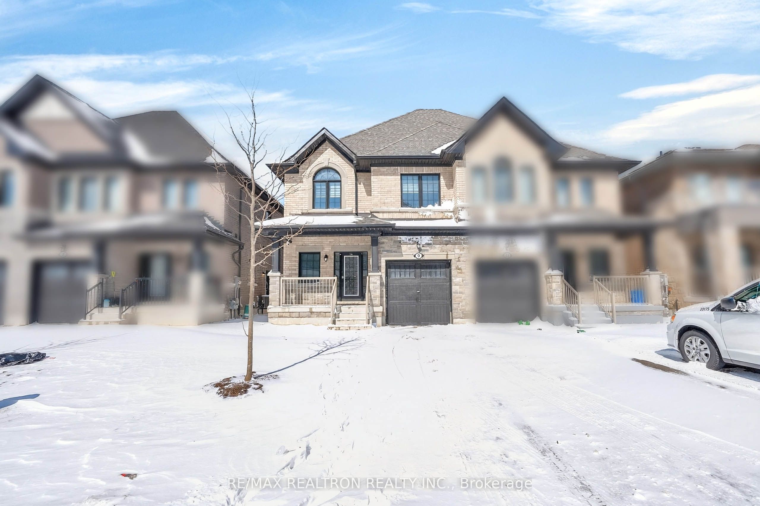 9 Alan Williams Trail