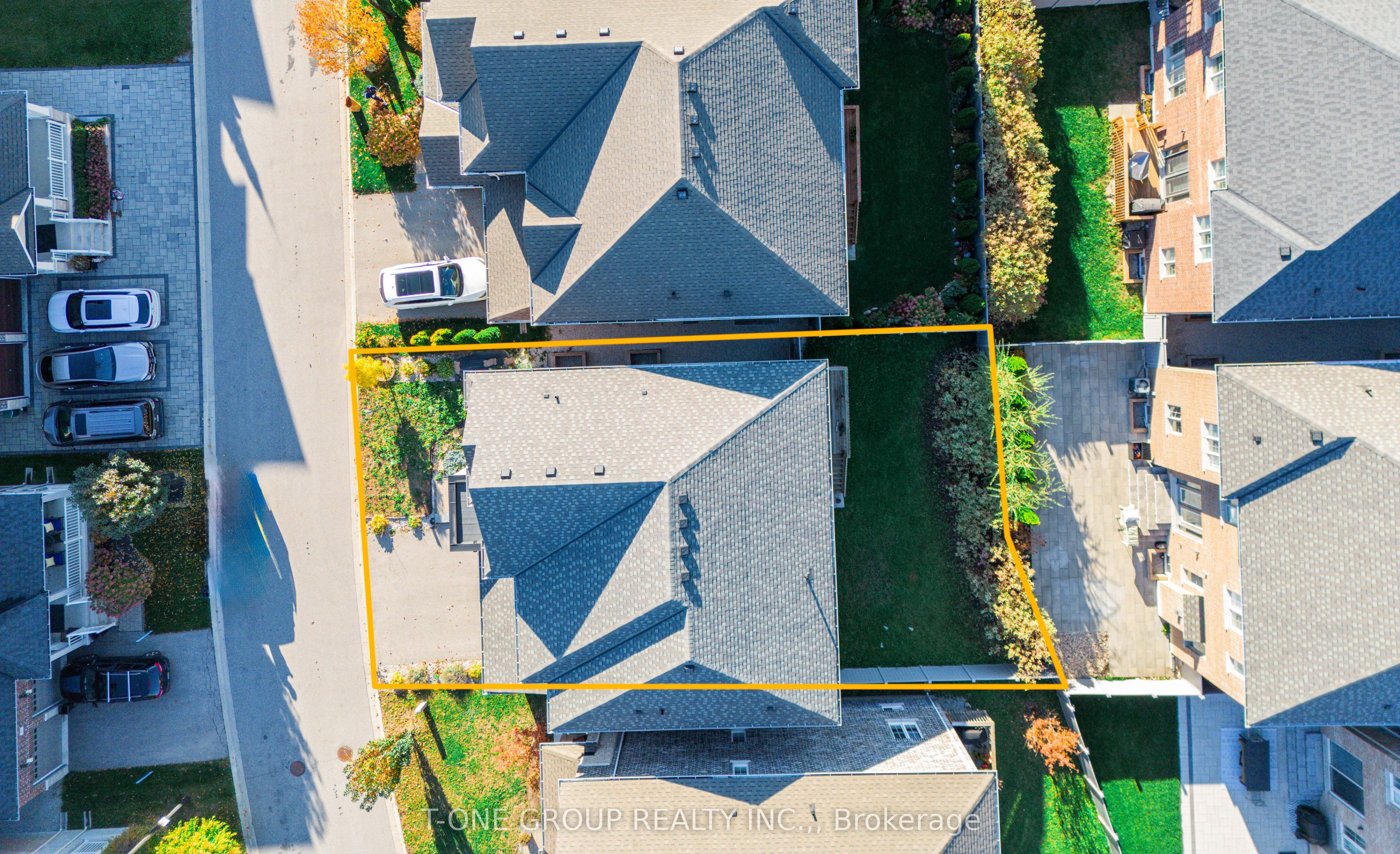 63 Ken Sinclair Crescent