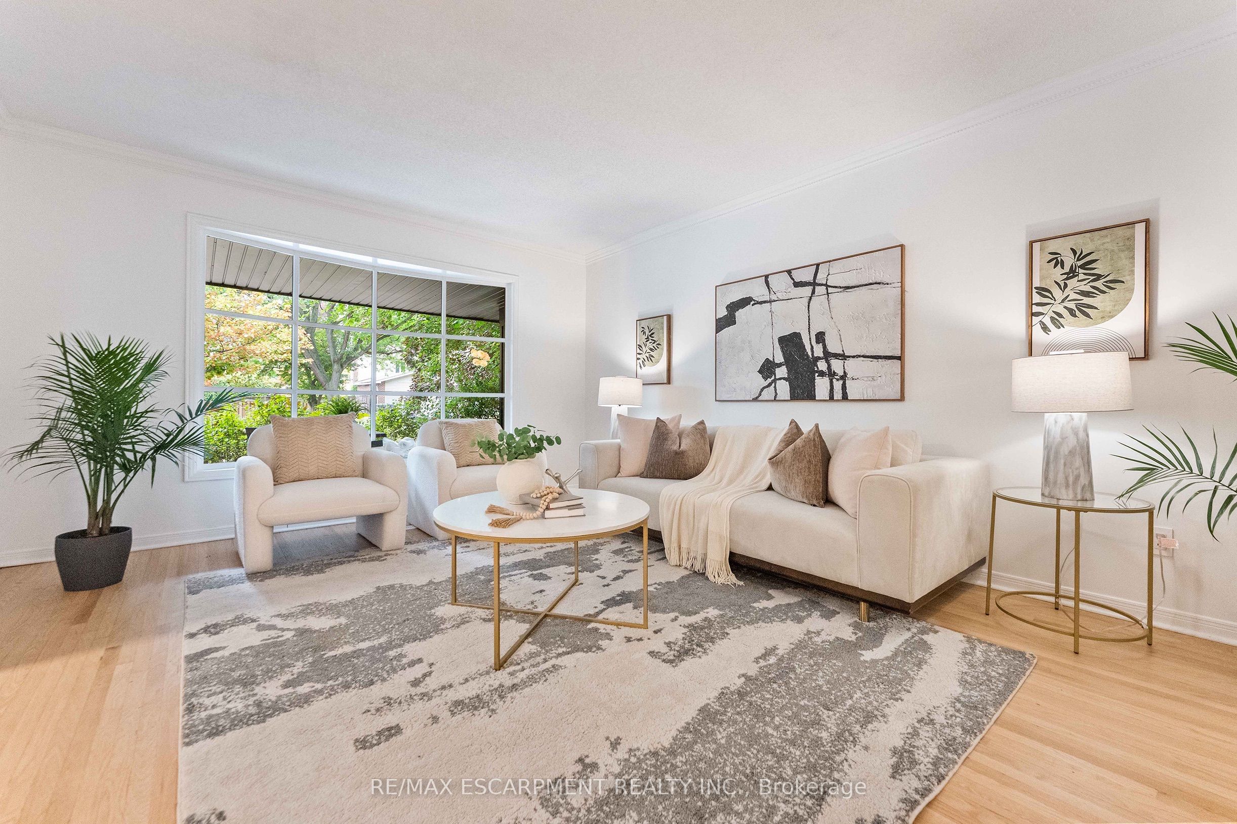 786 Edistel Crescent