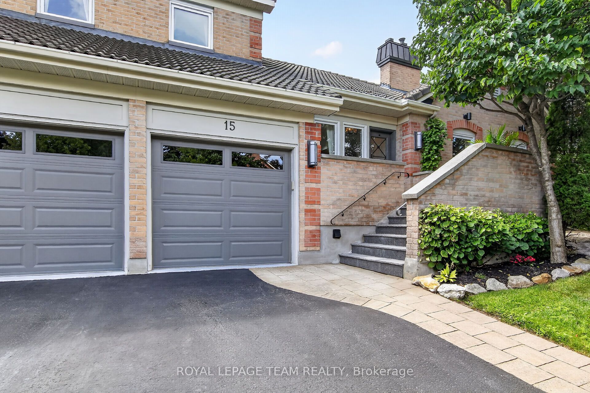 15 Kintail Court