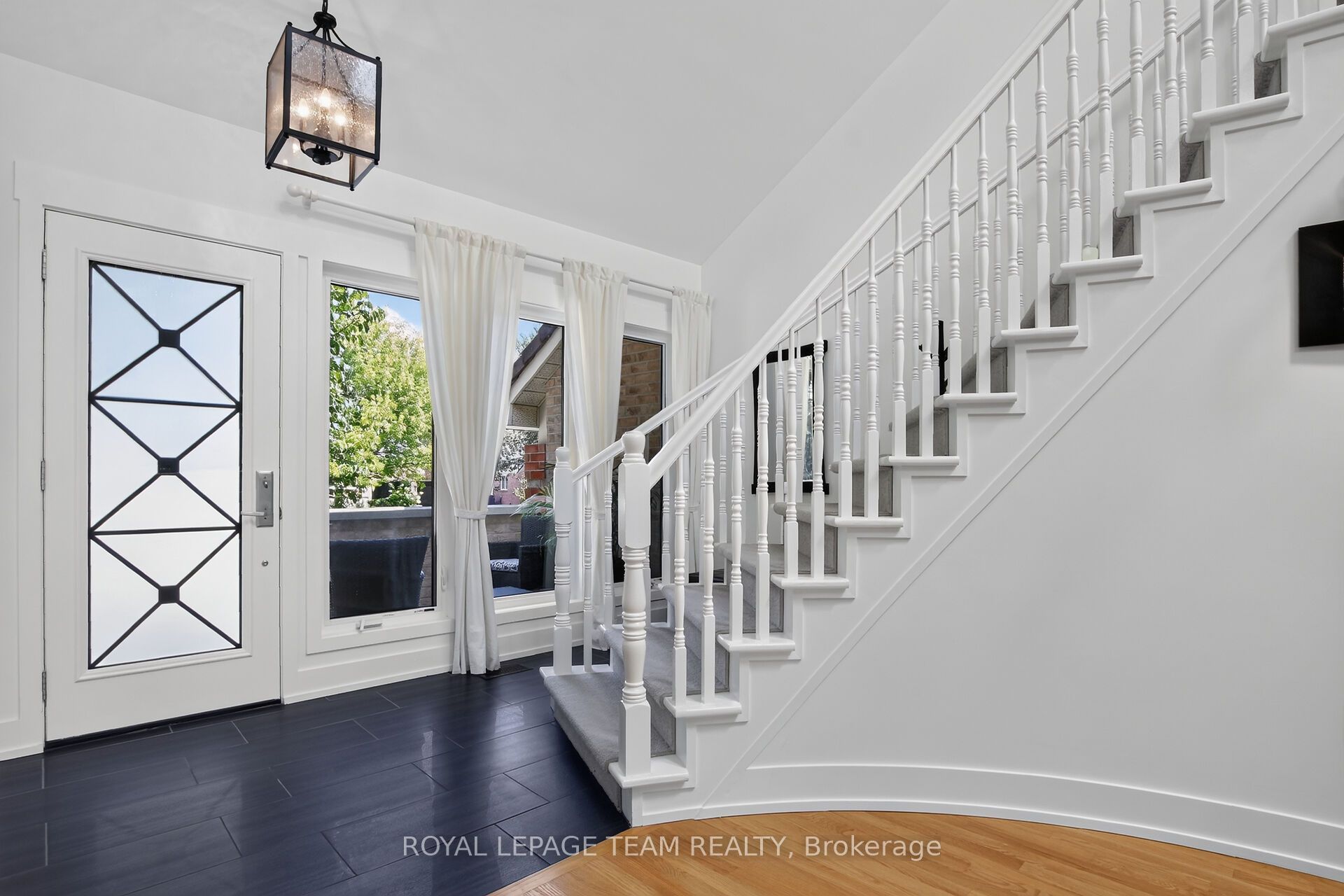 15 Kintail Court