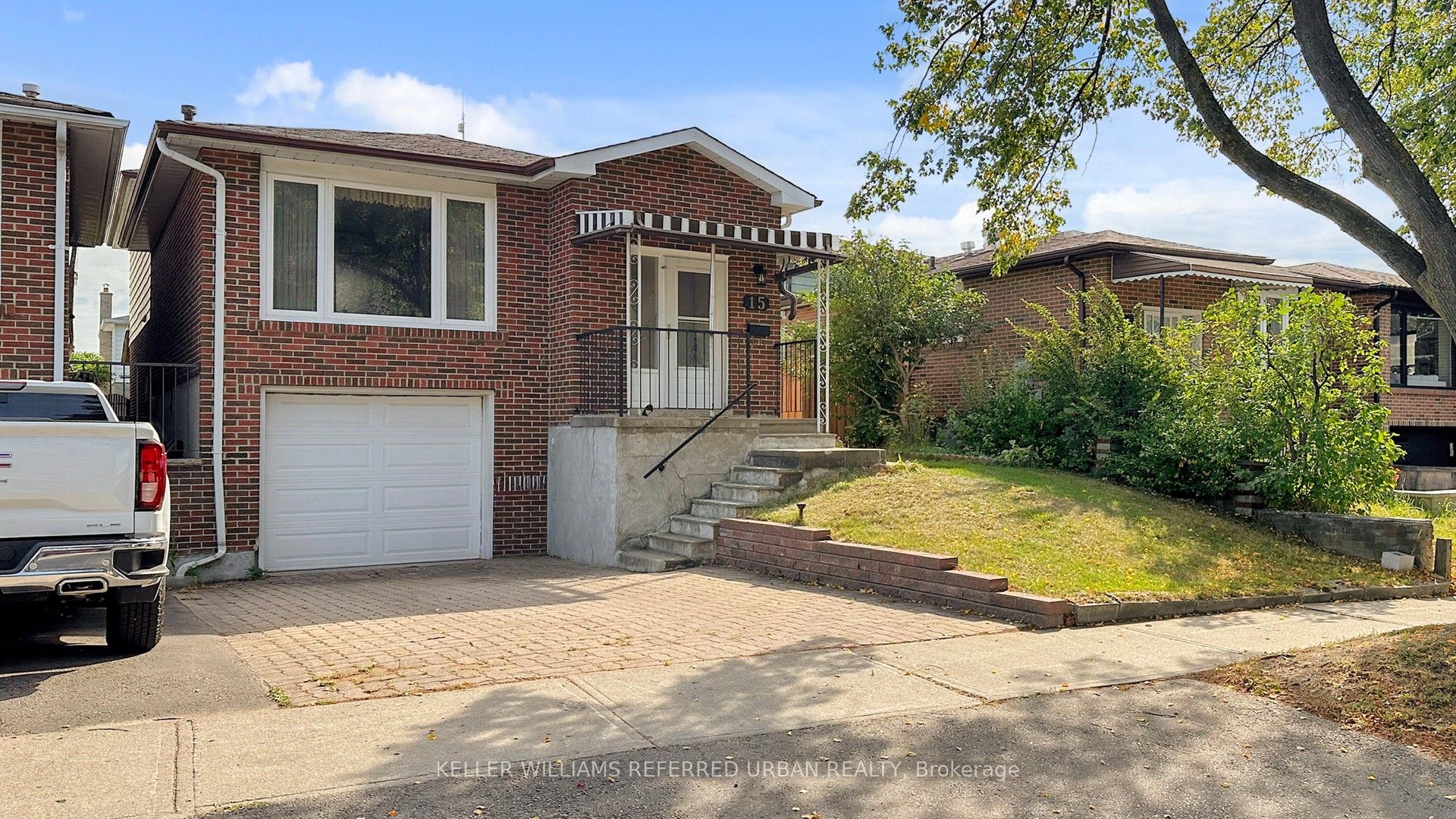 15 Thistlewaite Crescent