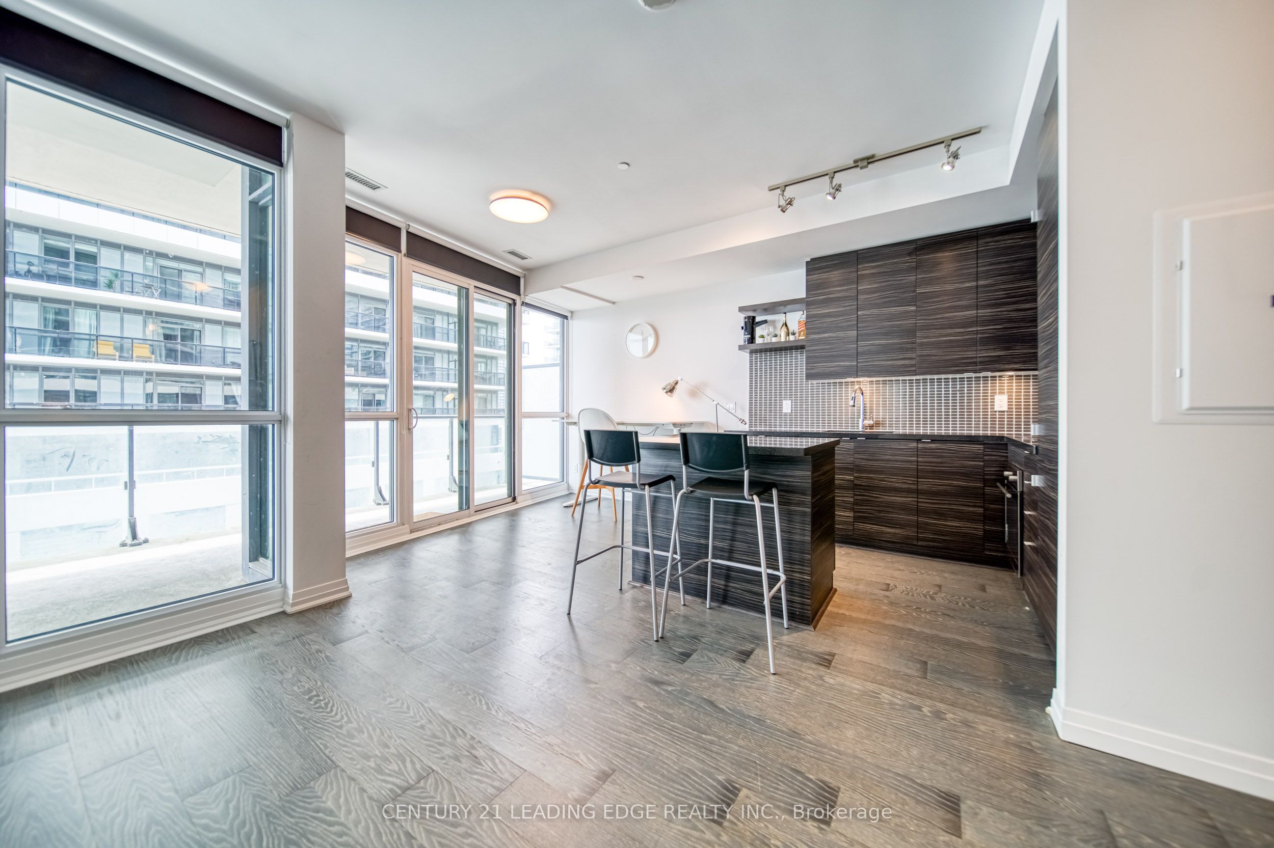 59 Annie Craig Drive 707