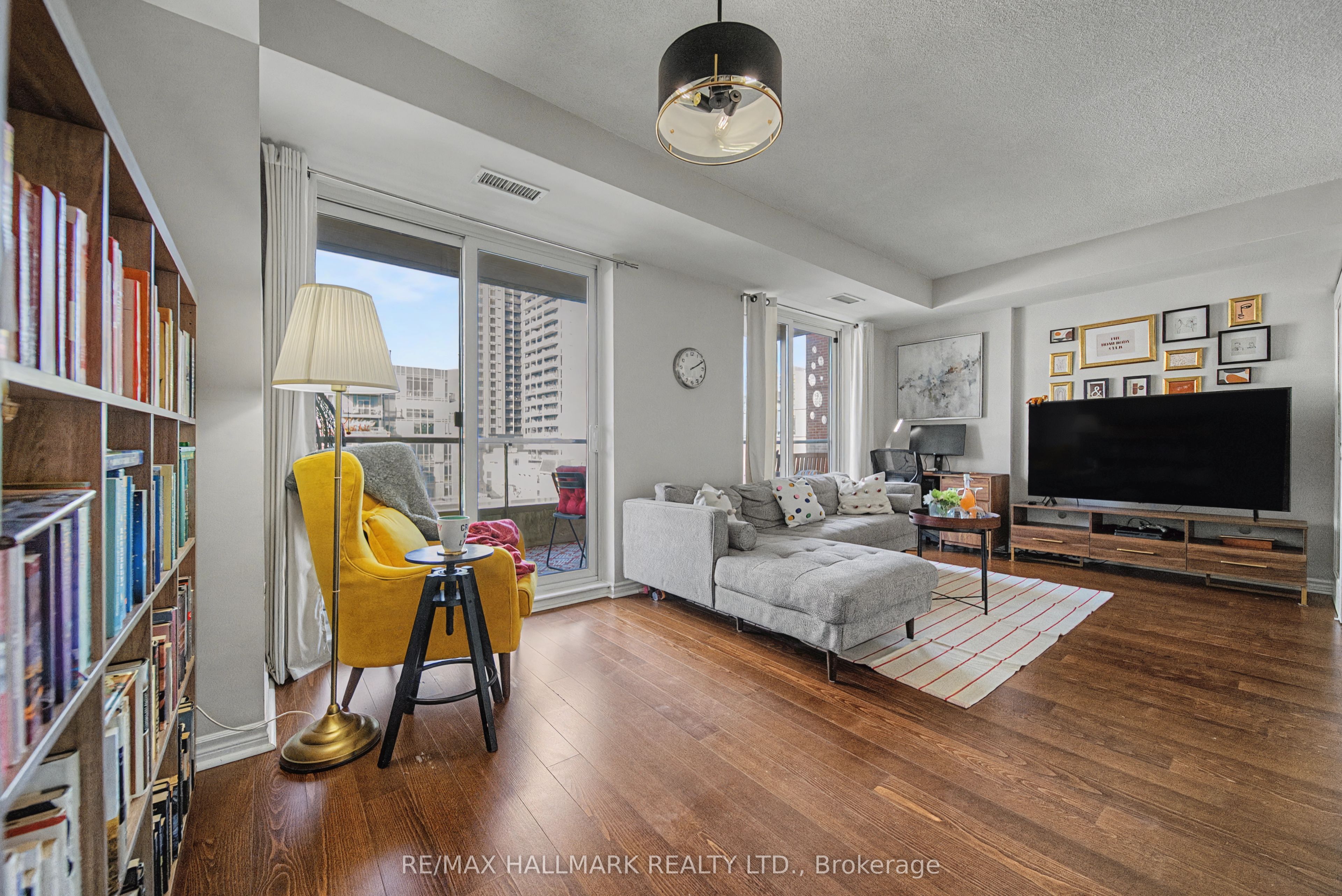 168 King Street E 614