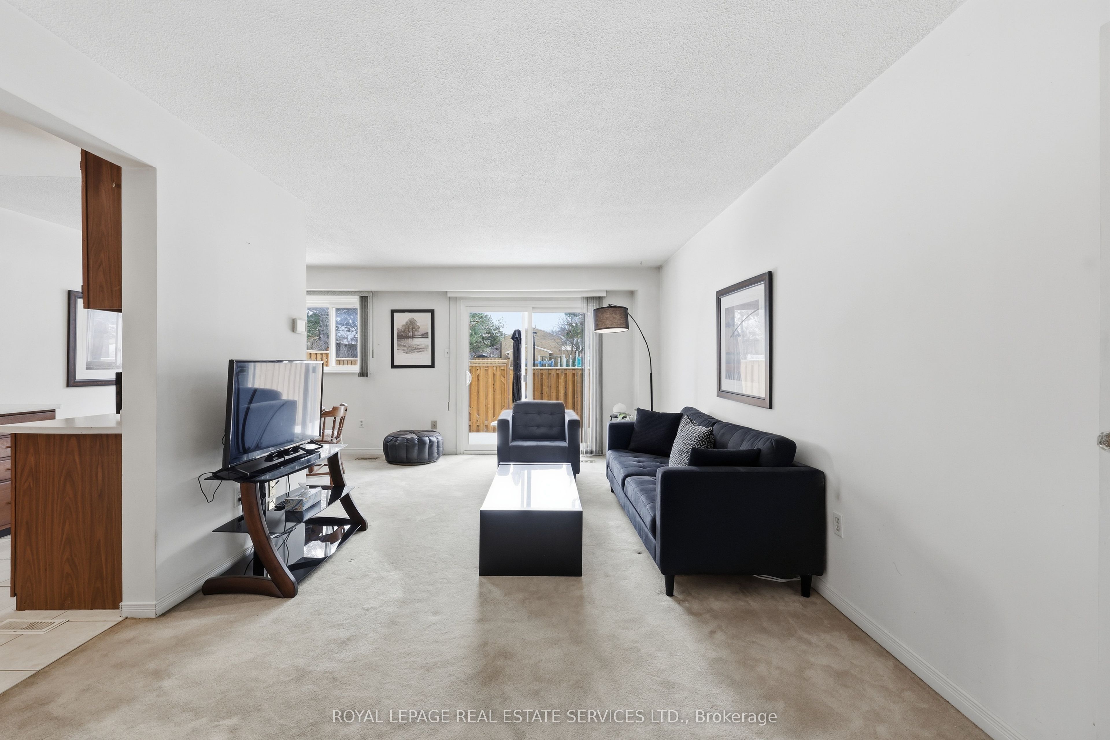 1526 Lancaster Drive 128