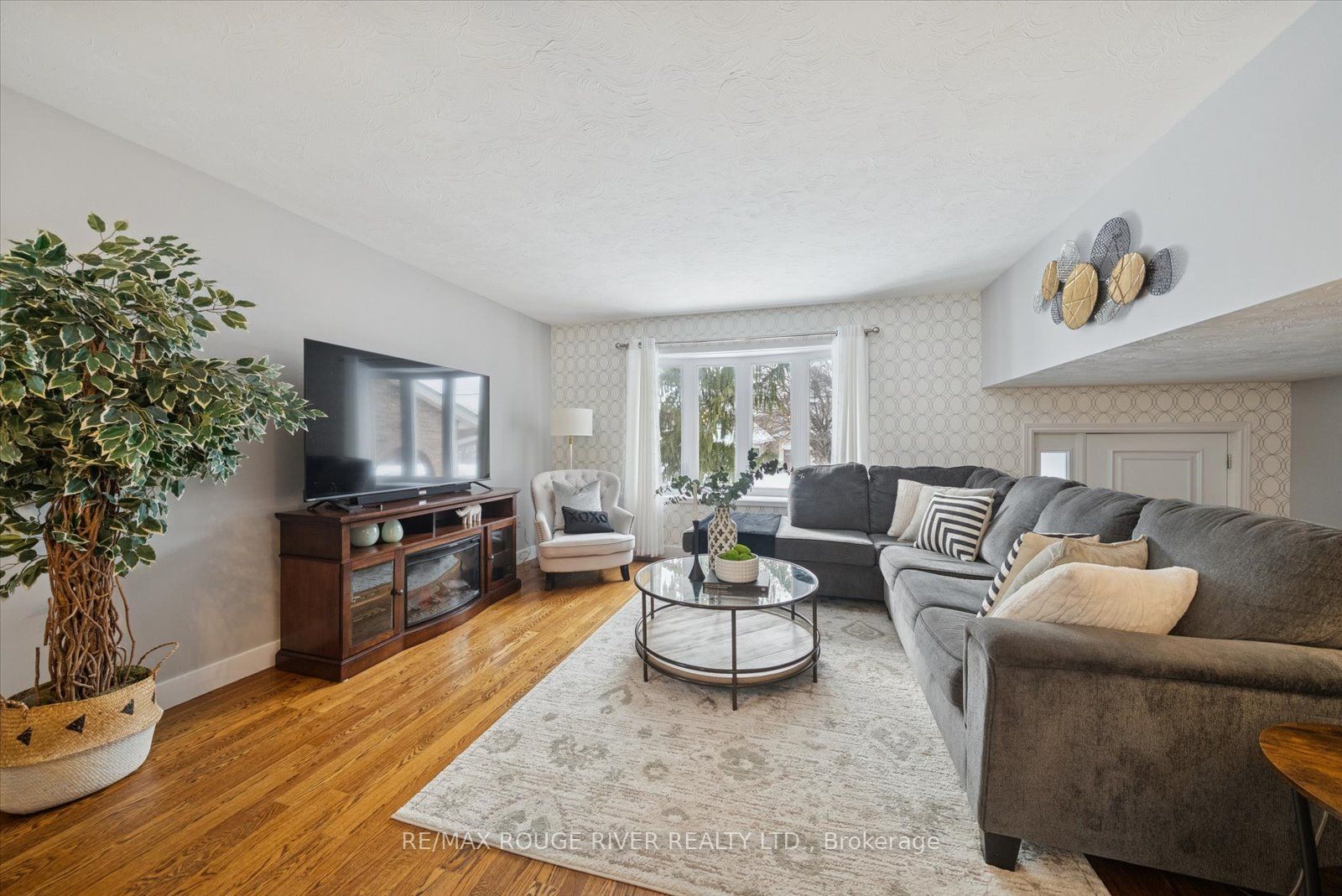 865 Stevenson Road N