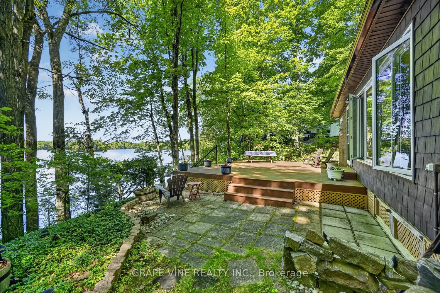 1010 Firefly Lane