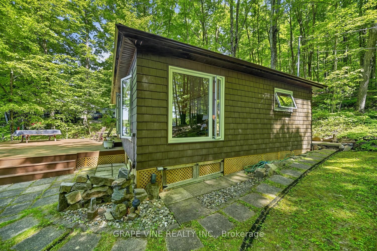 1010 Firefly Lane