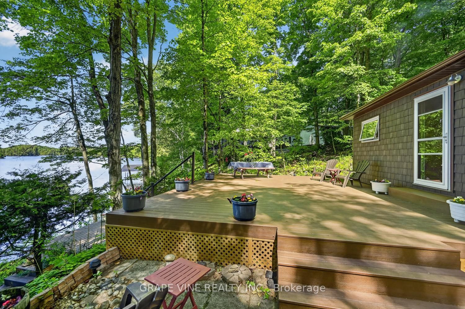 1010 Firefly Lane