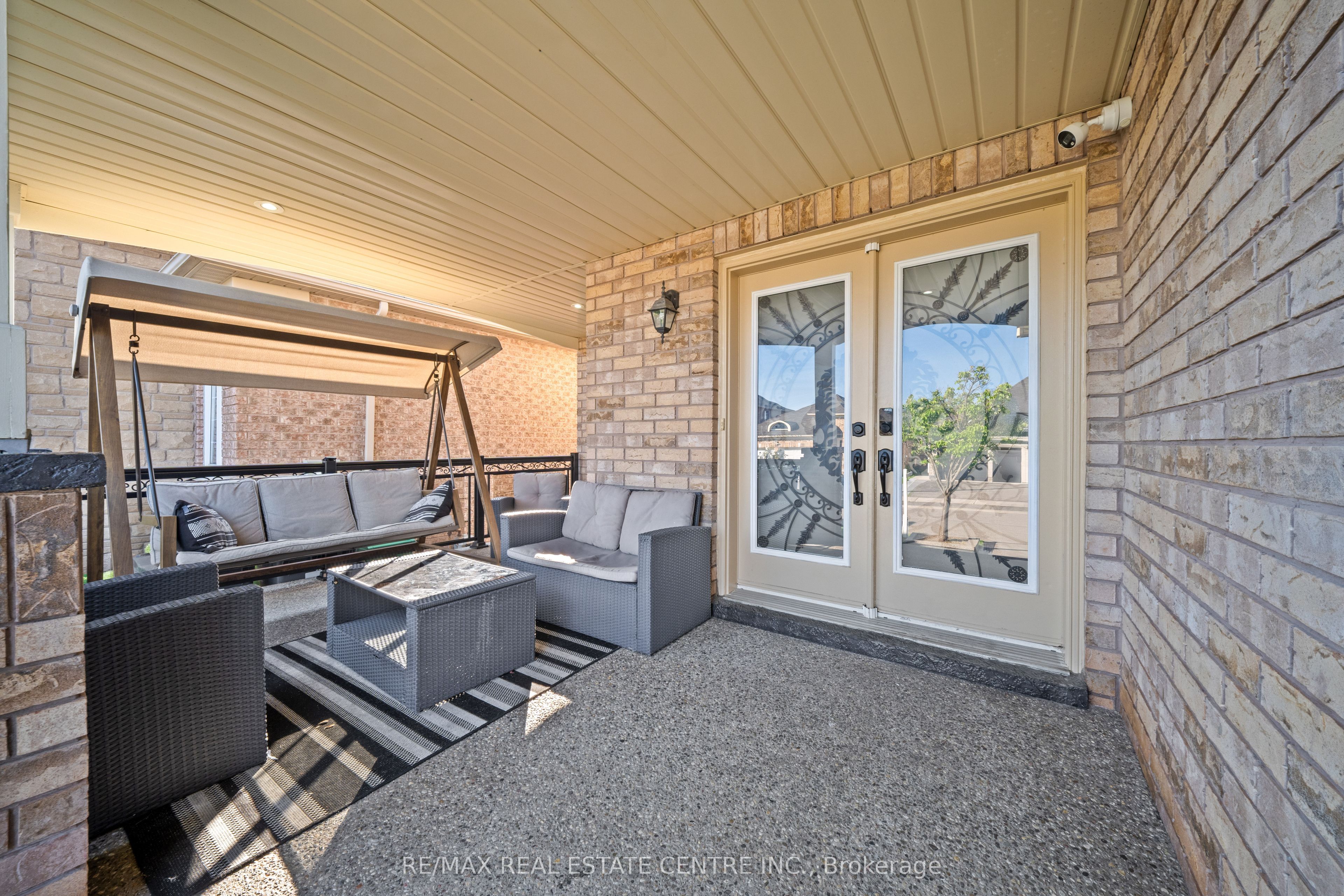 10 Midvale Road